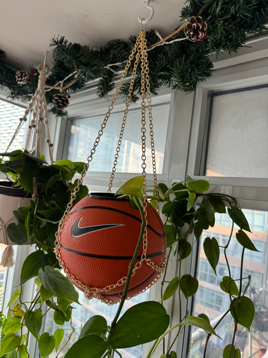 Nike Mini Basketball Chain Hanging Planter (Gold)