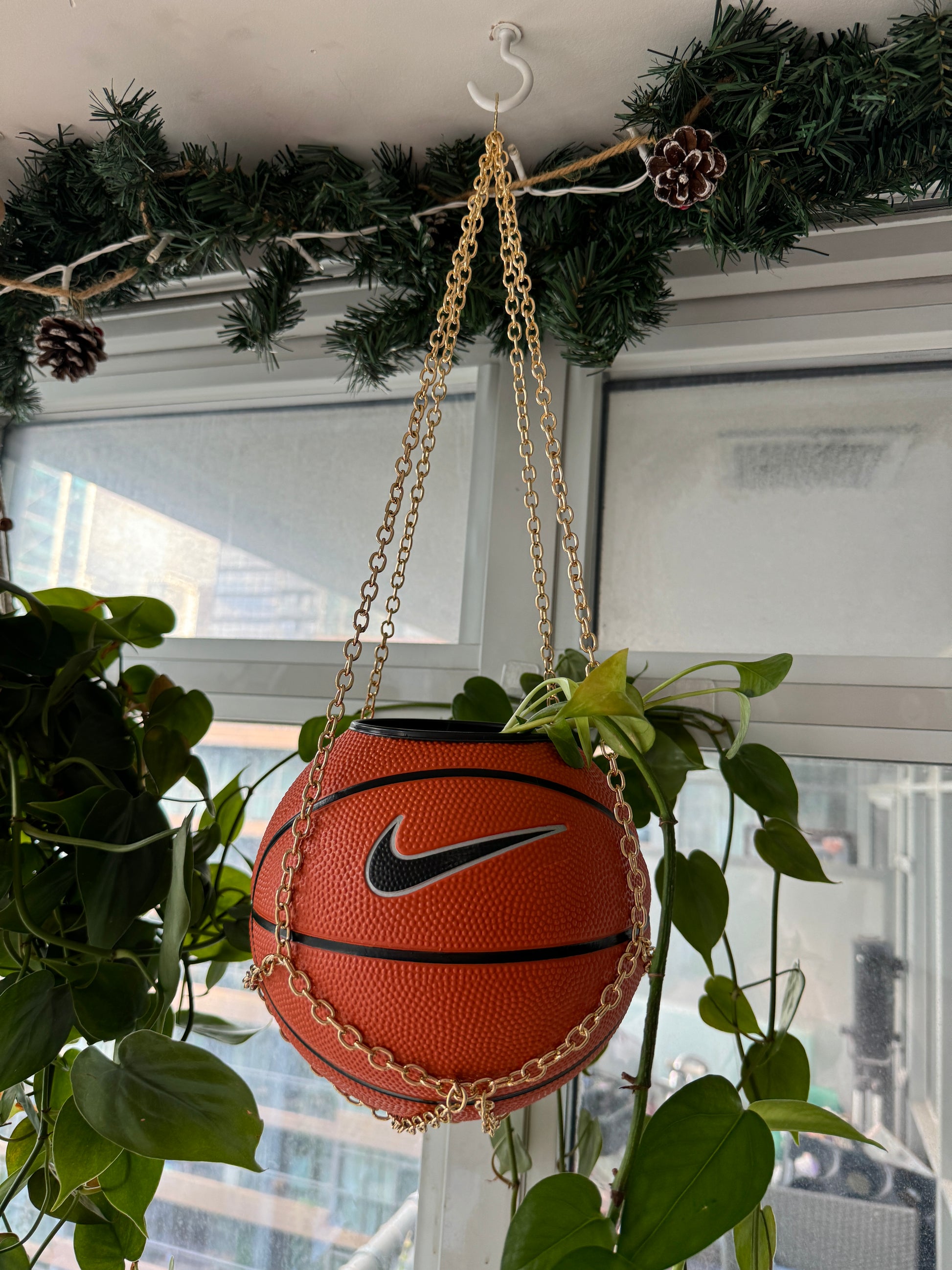 Nike Mini Basketball Chain Hanging Planter (Gold)