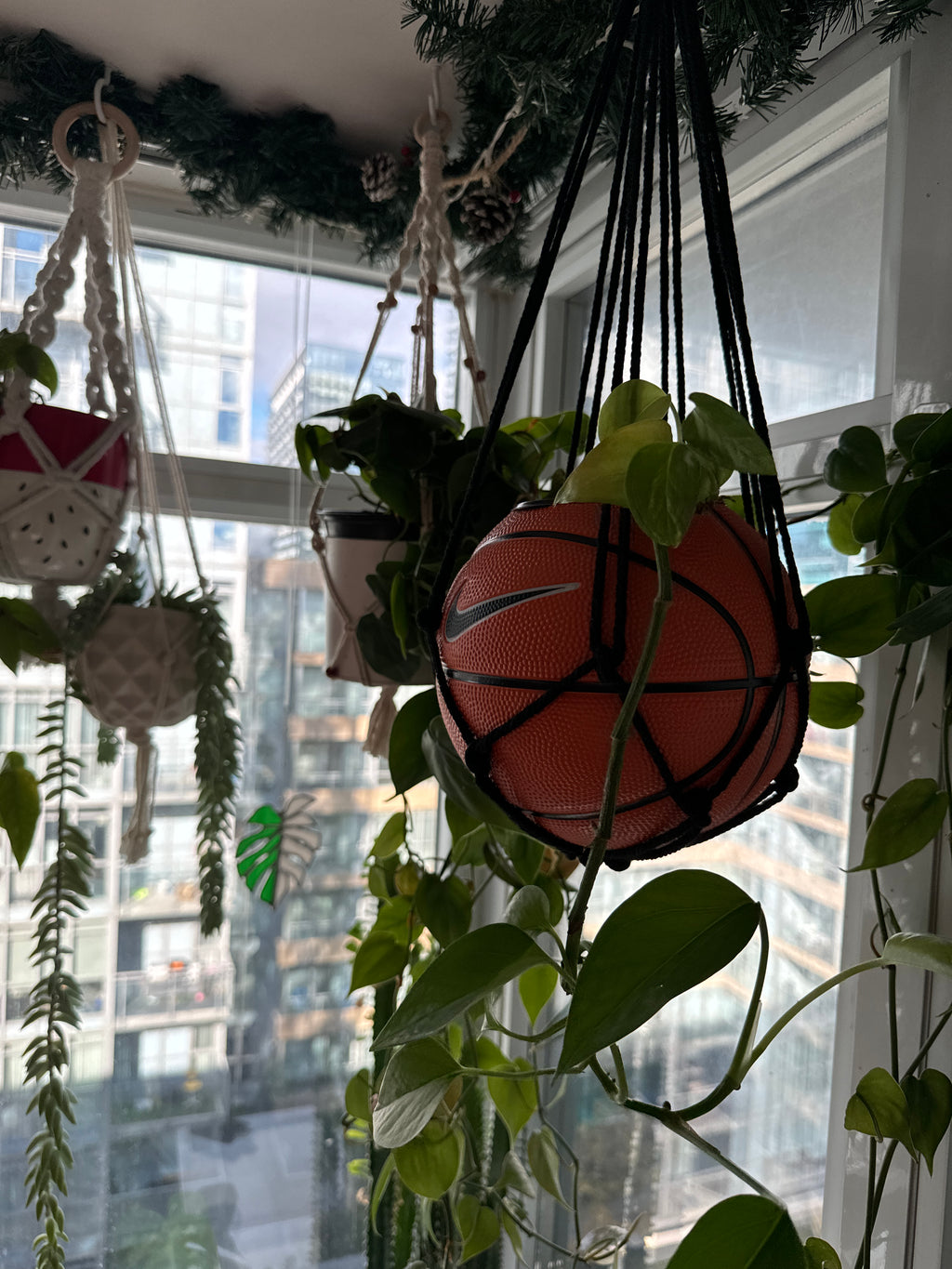 Nike Mini Basketball Hanging Planter (Black Macrame OG)