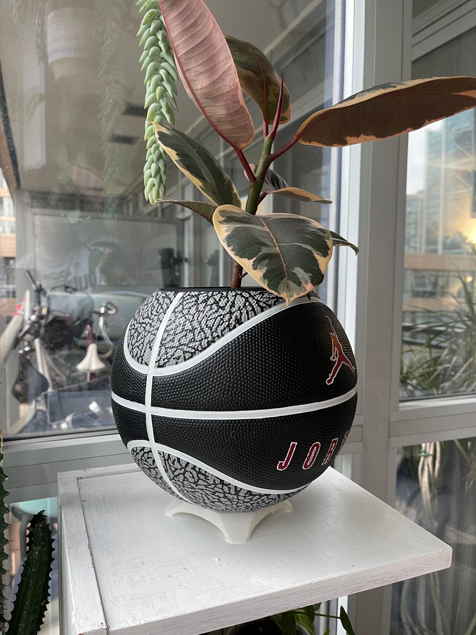 Nike Jordan Large Basketball Planter (Cement)