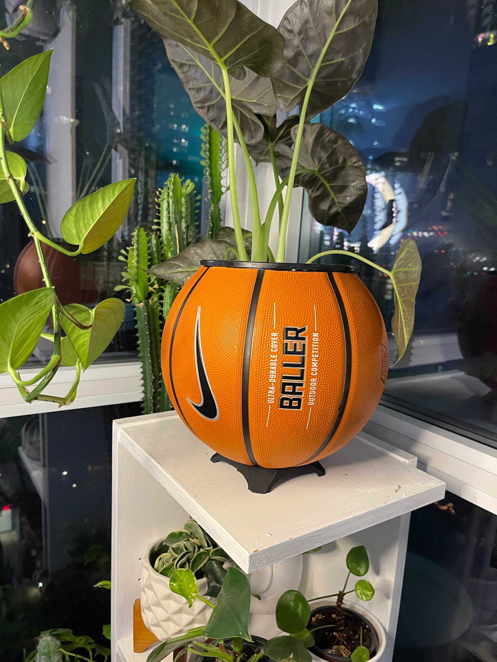 Nike Large Basketball Planter (Original Reversed)