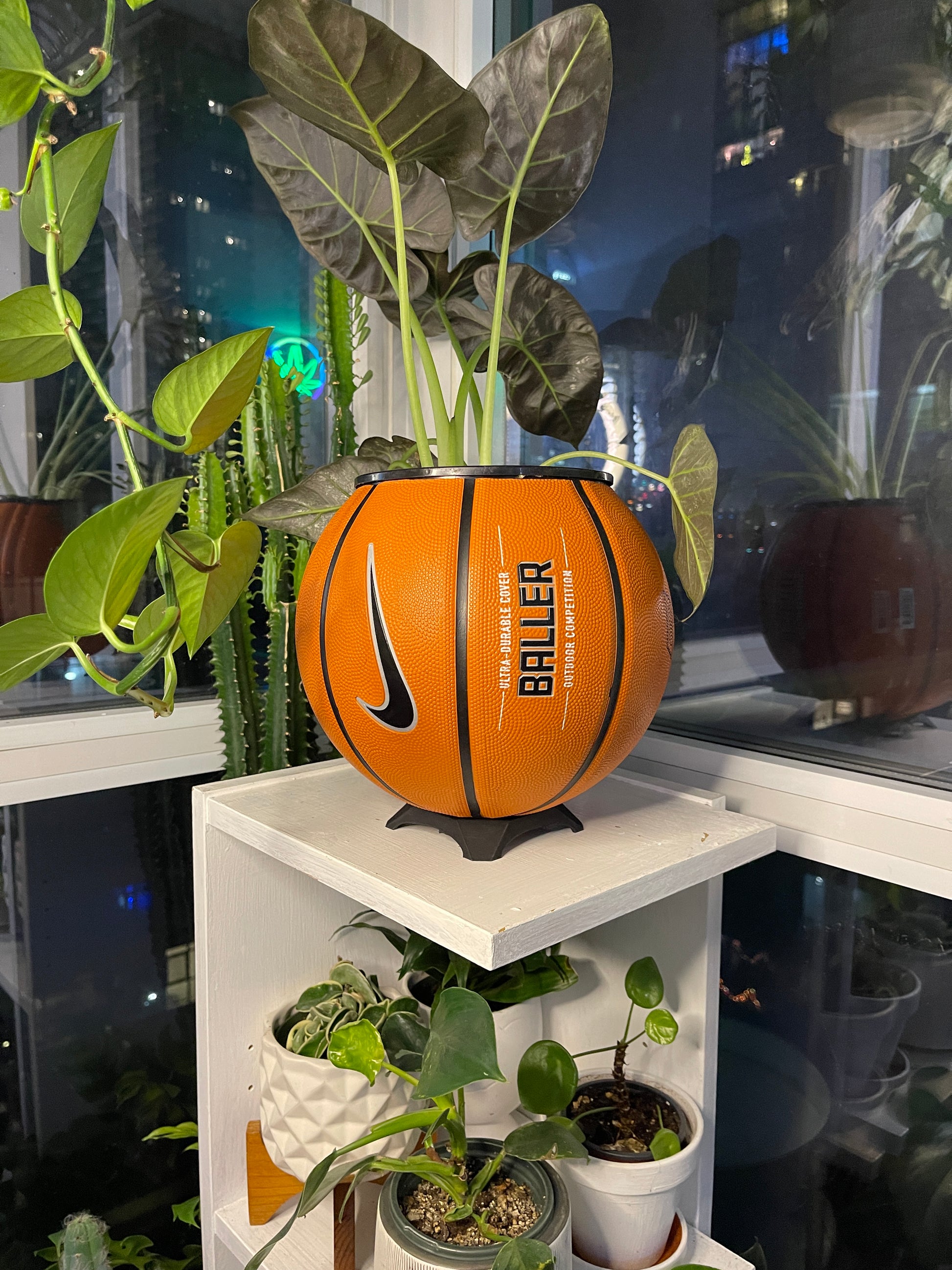 Nike Large Basketball Planter (Original Reversed)