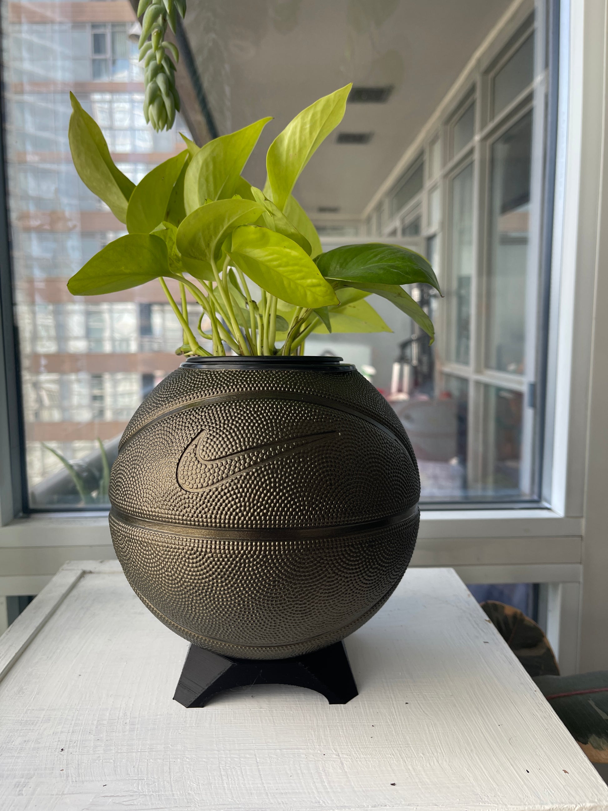 Nike Mini Basketball Planter (Bronze)