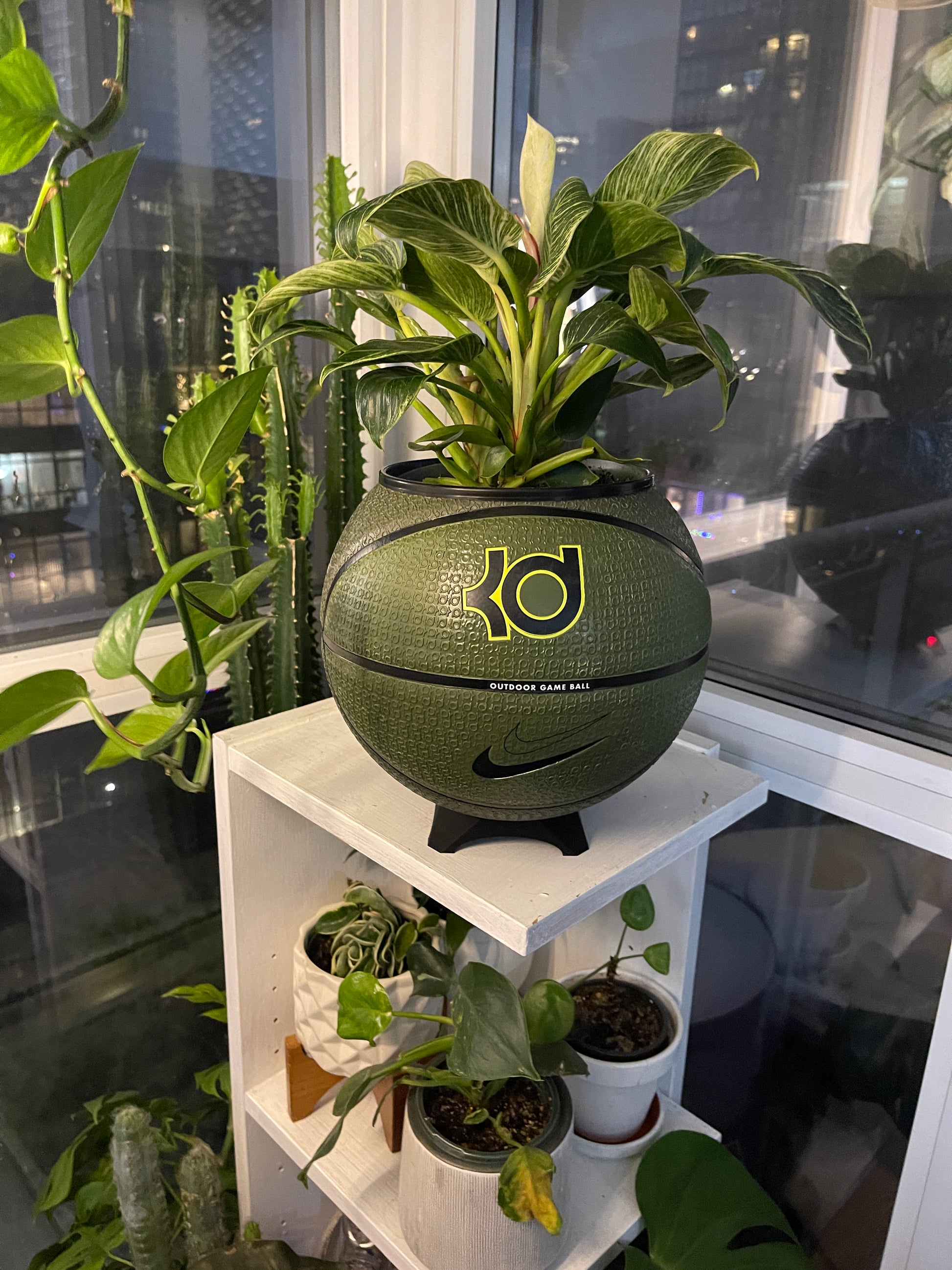 Nike Large Basketball Planter (Kevin Durant Army Green - Easy)