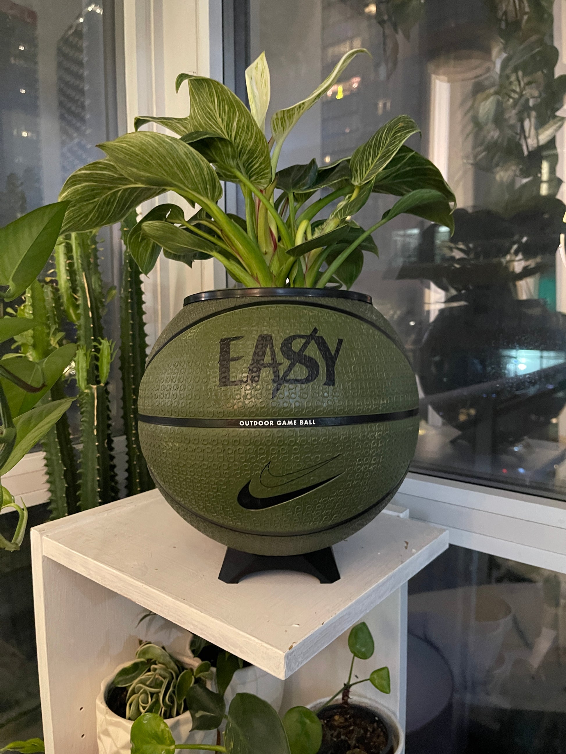 Nike Large Basketball Planter (Kevin Durant Army Green - Easy)