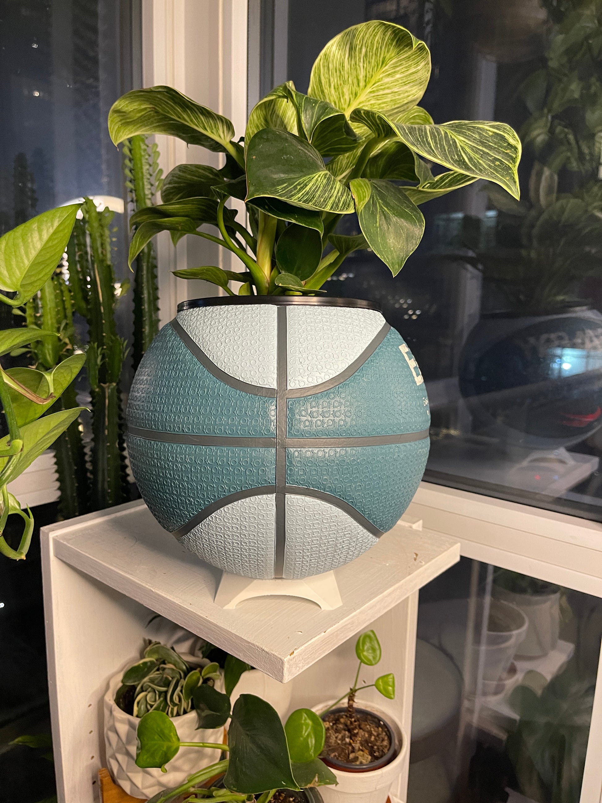 Nike Large Basketball Planter (Kevin Durant Teal - Easy)