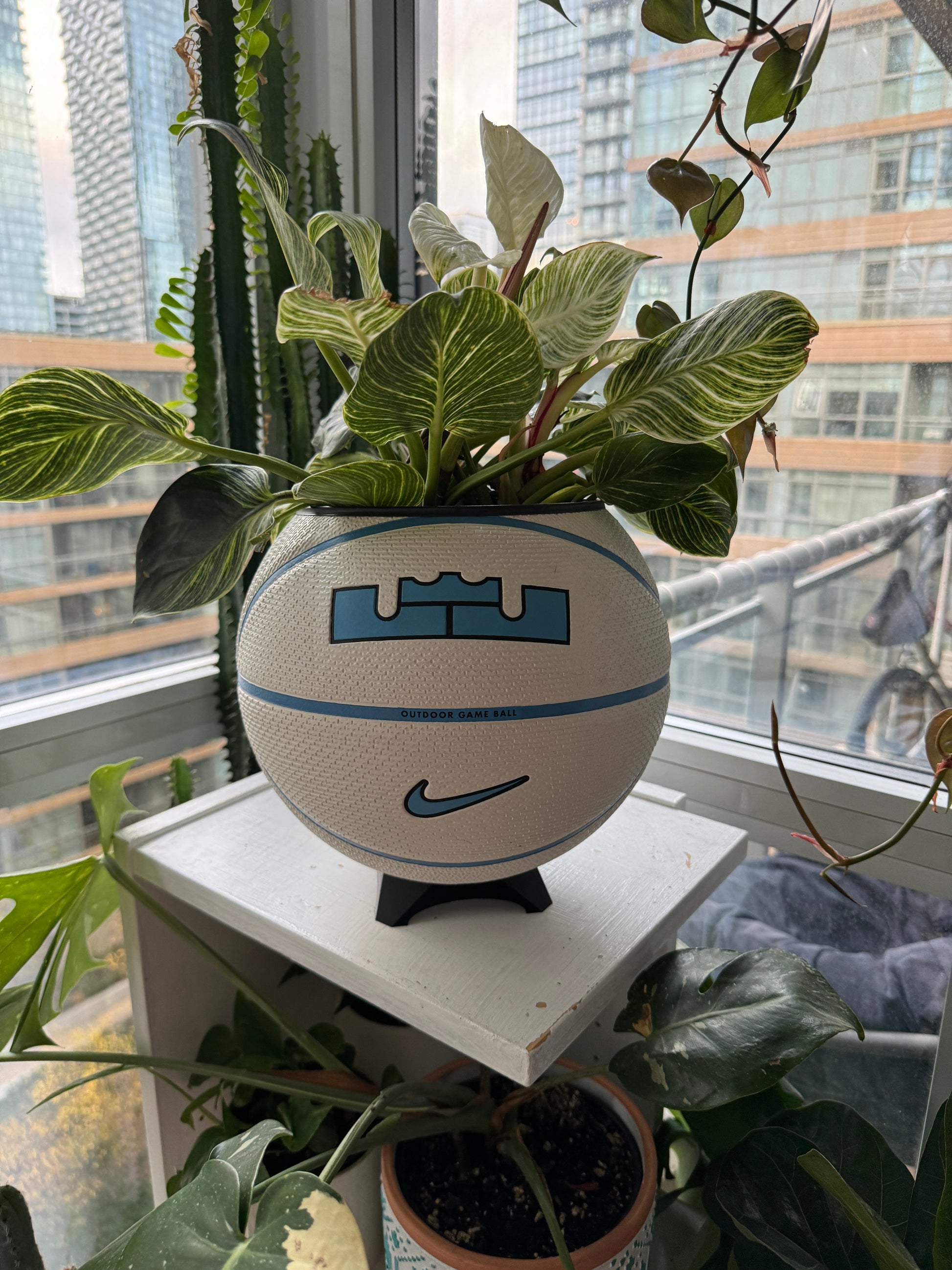 Nike Jordan Large Basketball Planter (Lebron James UNC Blue & White)