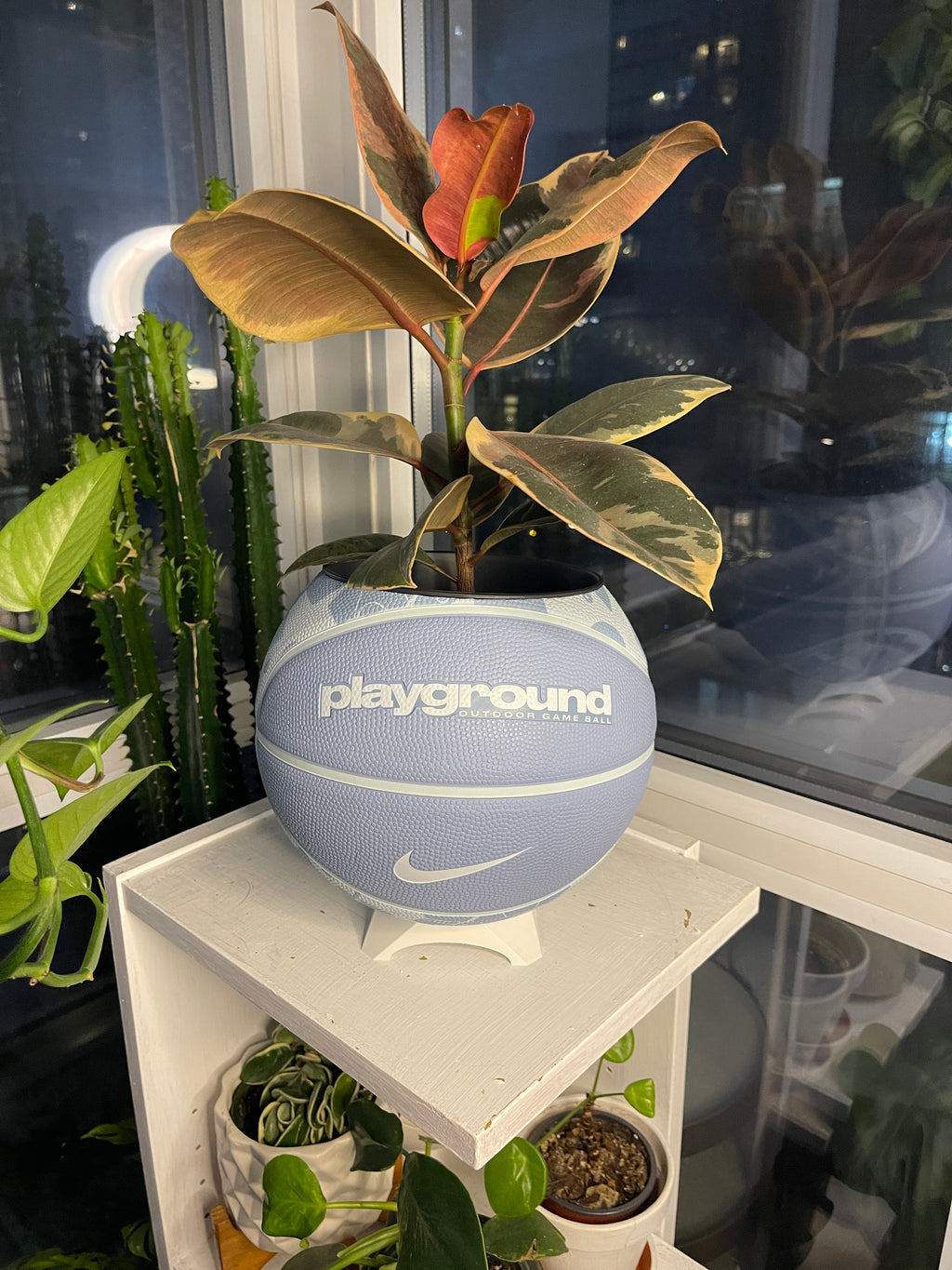 Nike Large Basketball Planter (Baby Blue)