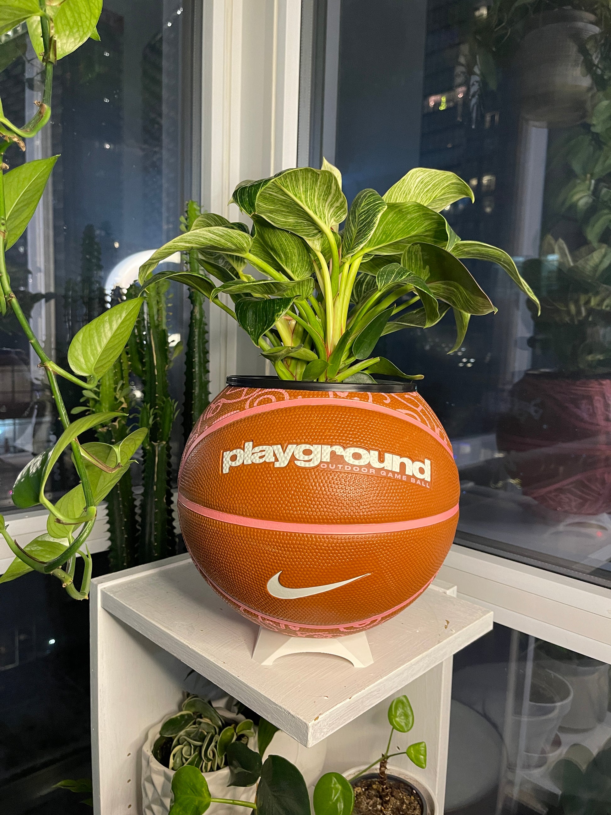 Nike Large Basketball Planter (Pink & Brown)