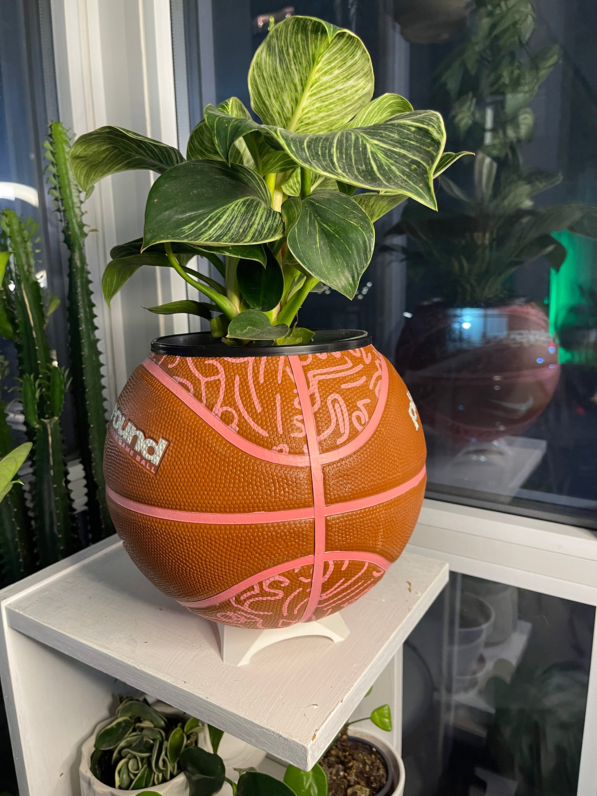 Nike Large Basketball Planter (Pink & Brown)