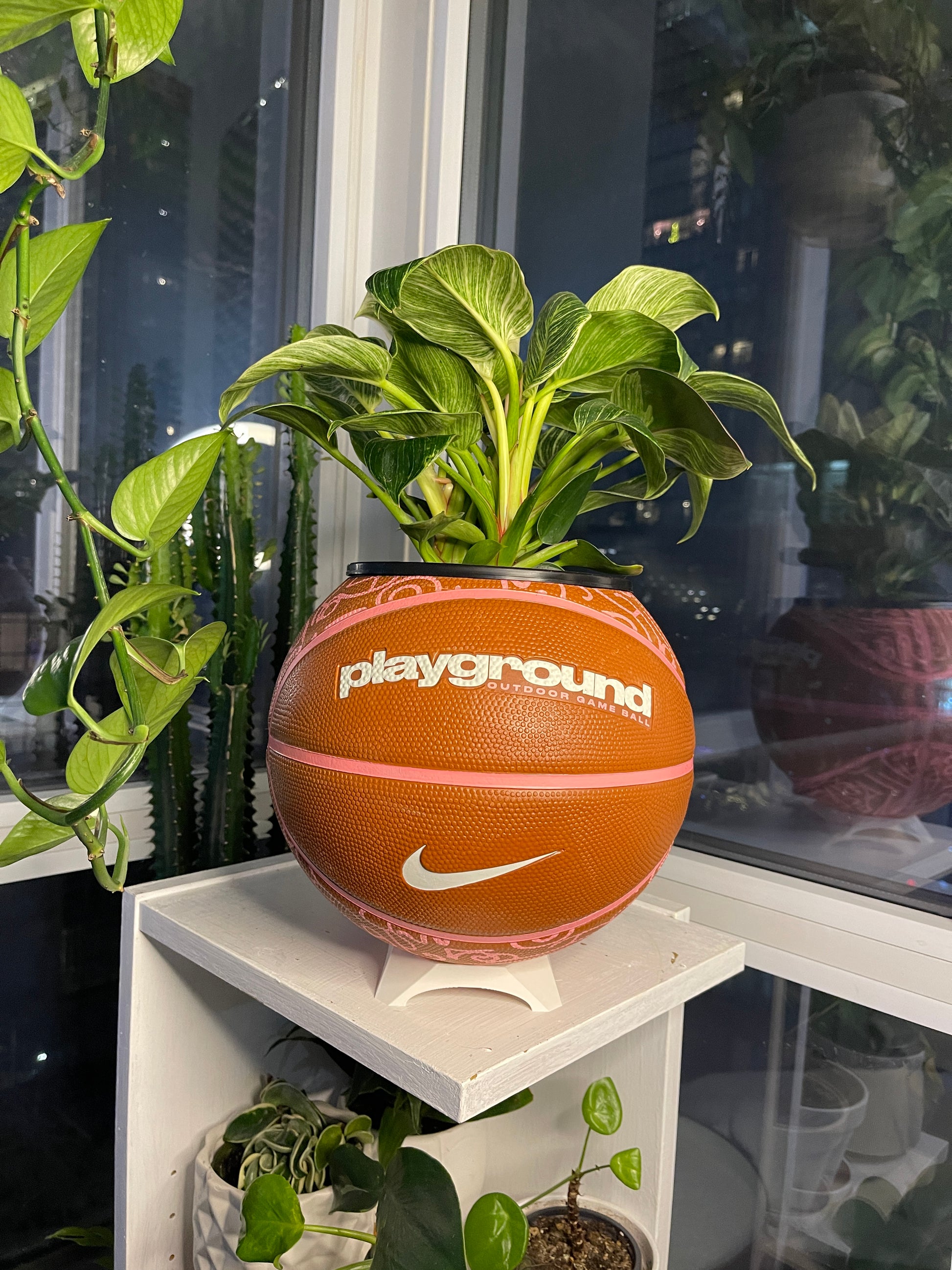 Nike Large Basketball Planter (Pink & Brown)