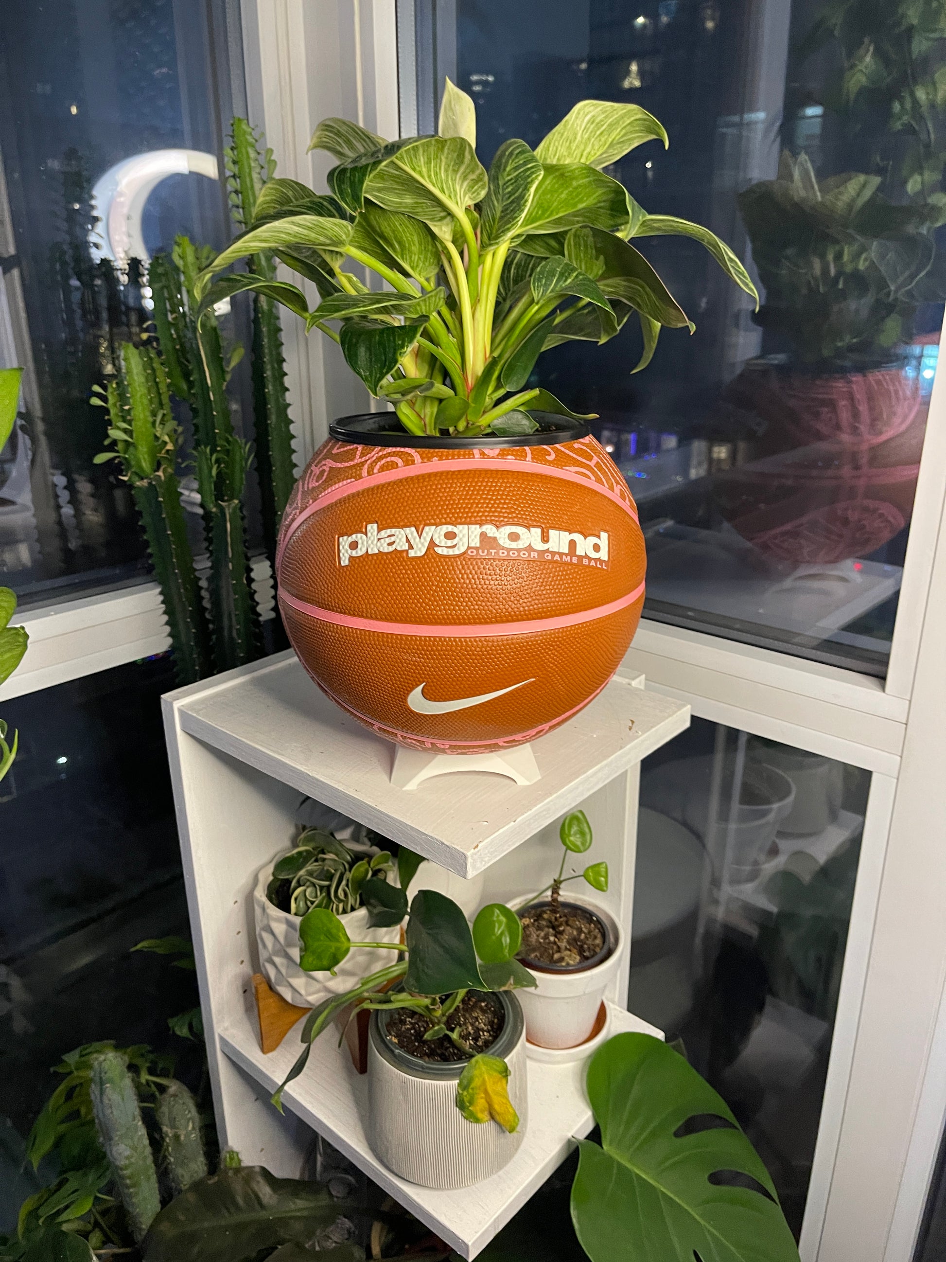 Nike Large Basketball Planter (Pink & Brown)
