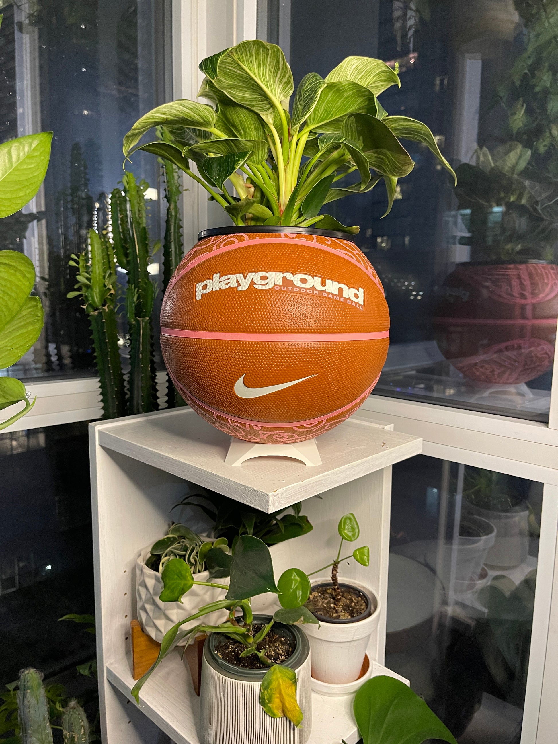 Nike Large Basketball Planter (Pink & Brown)