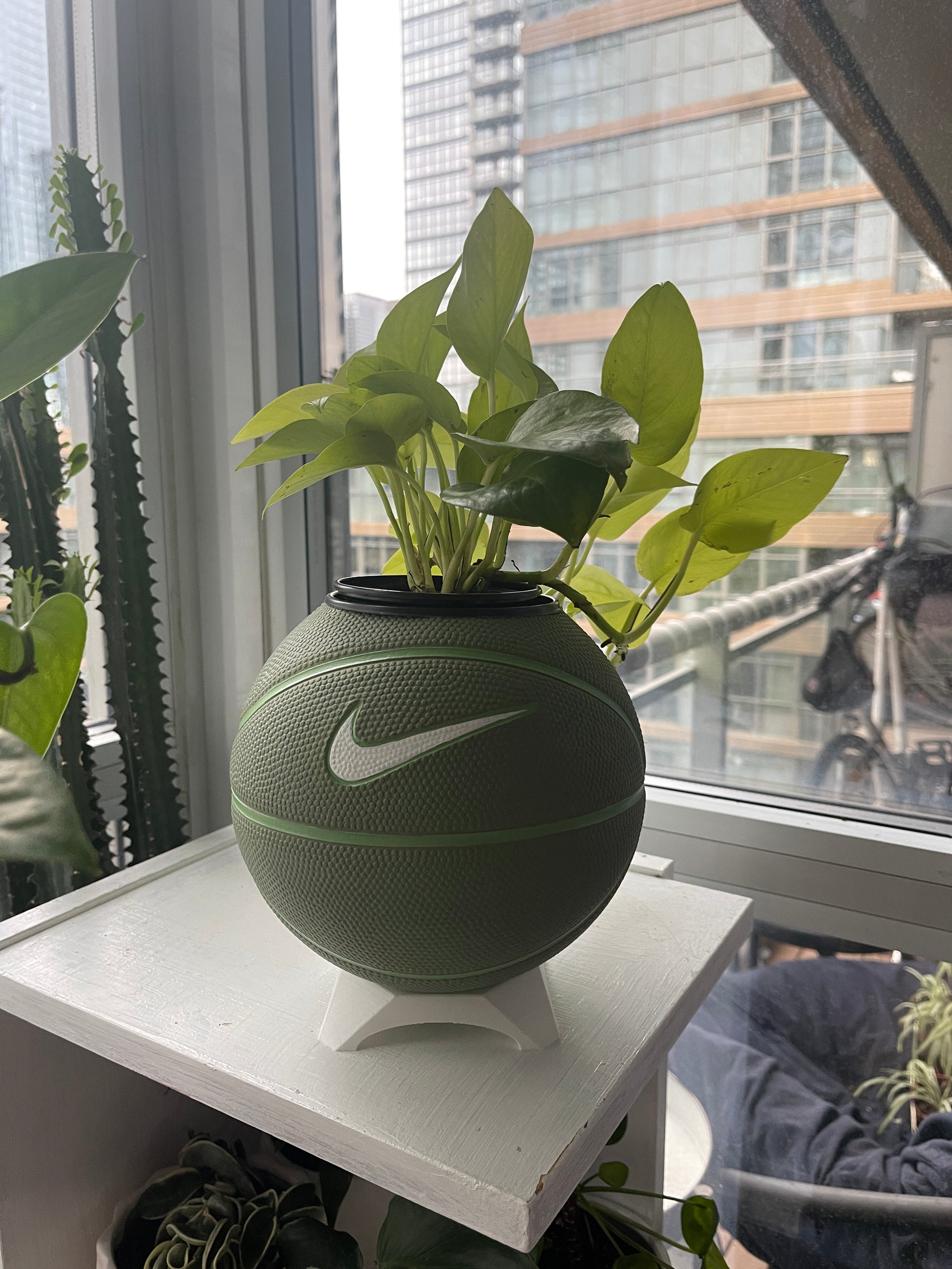 Nike Mini Basketball Planter (Key Lime Pie)