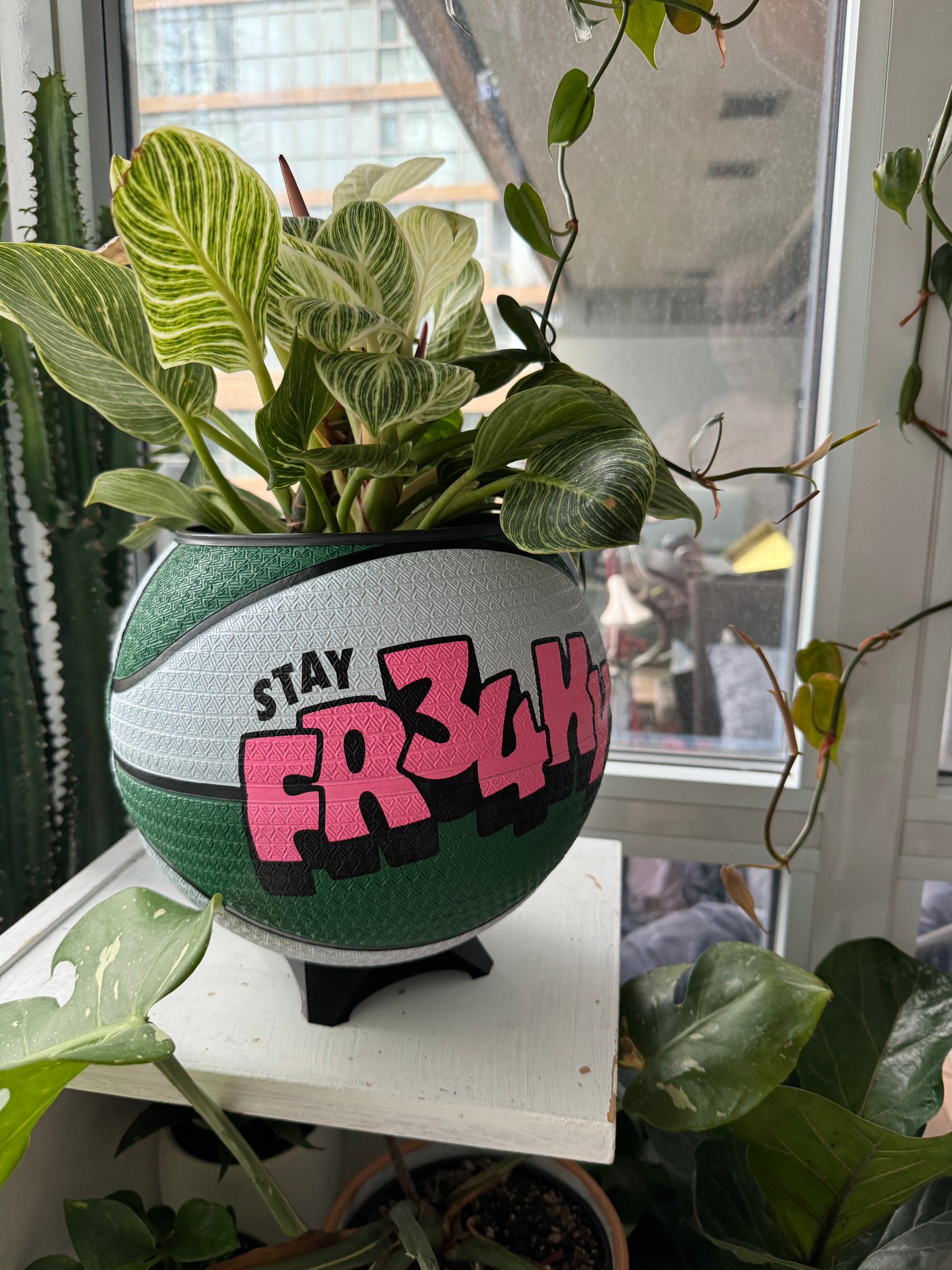 Nike Large Basketball Planter (Freaky Green)