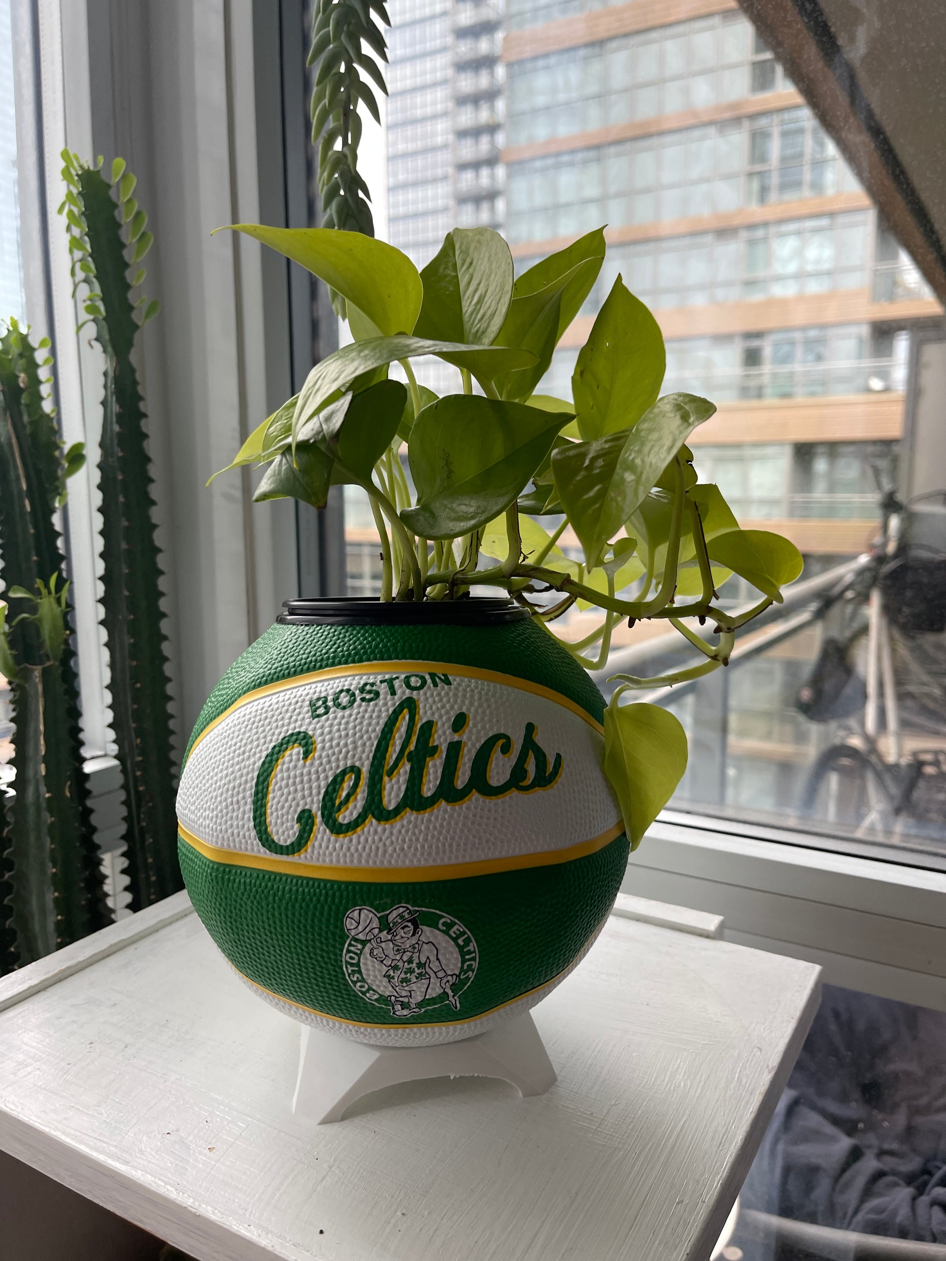 Mini Basketball Planter (Boston Celtics)
