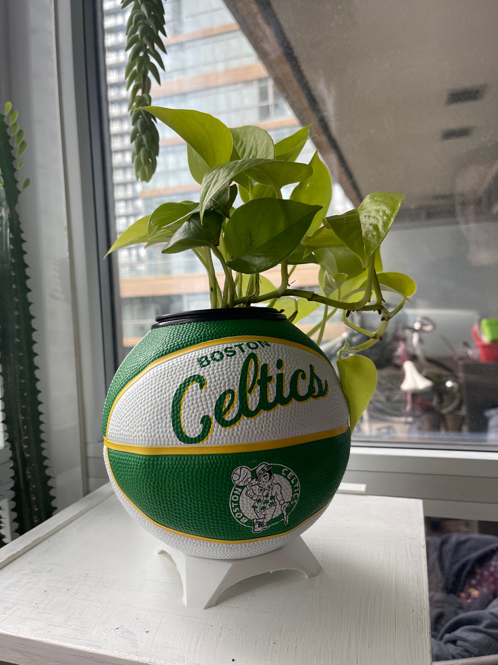 Mini Basketball Planter (Boston Celtics)