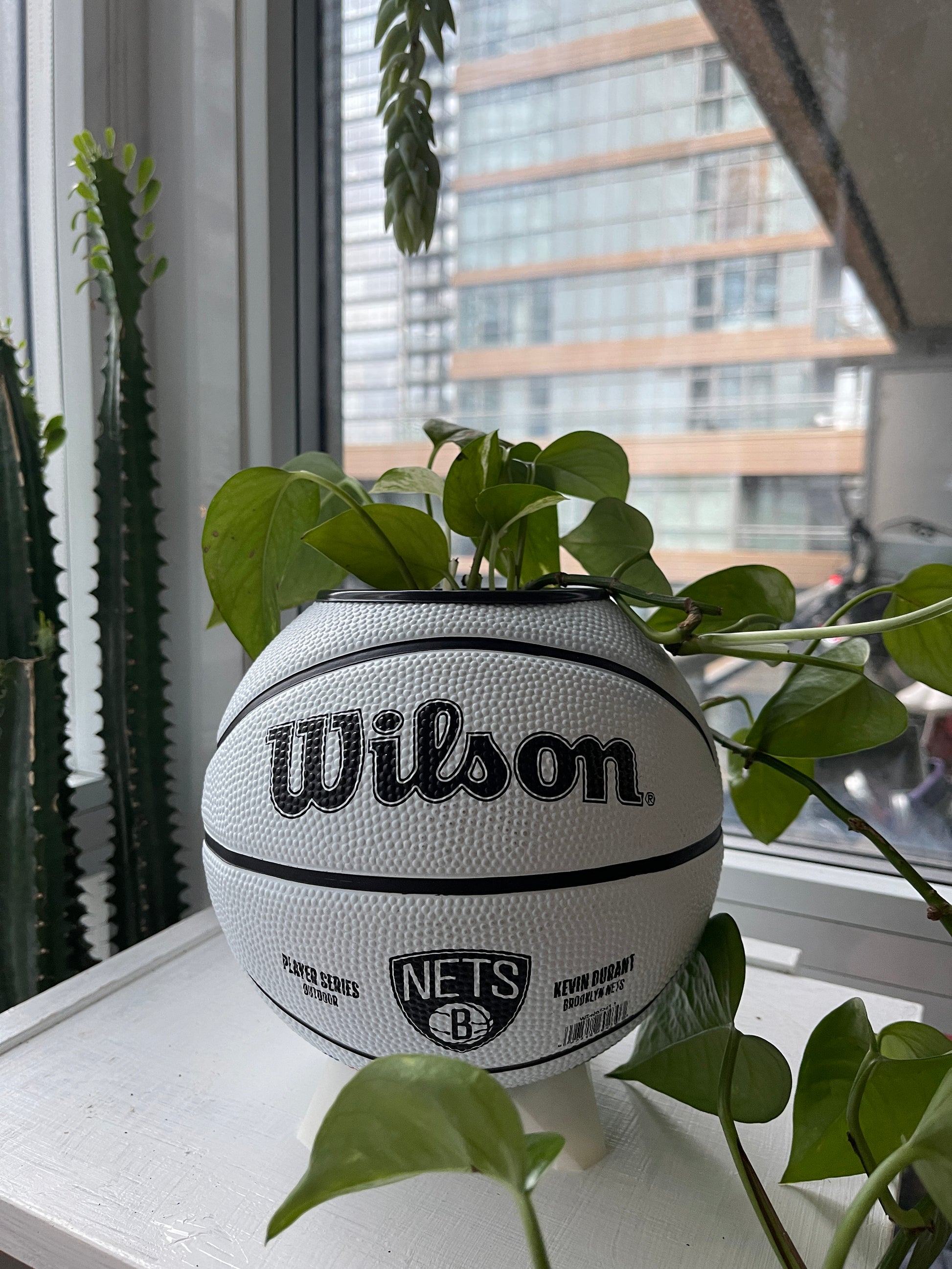 Mini Basketball Planter (Kevin Durant)
