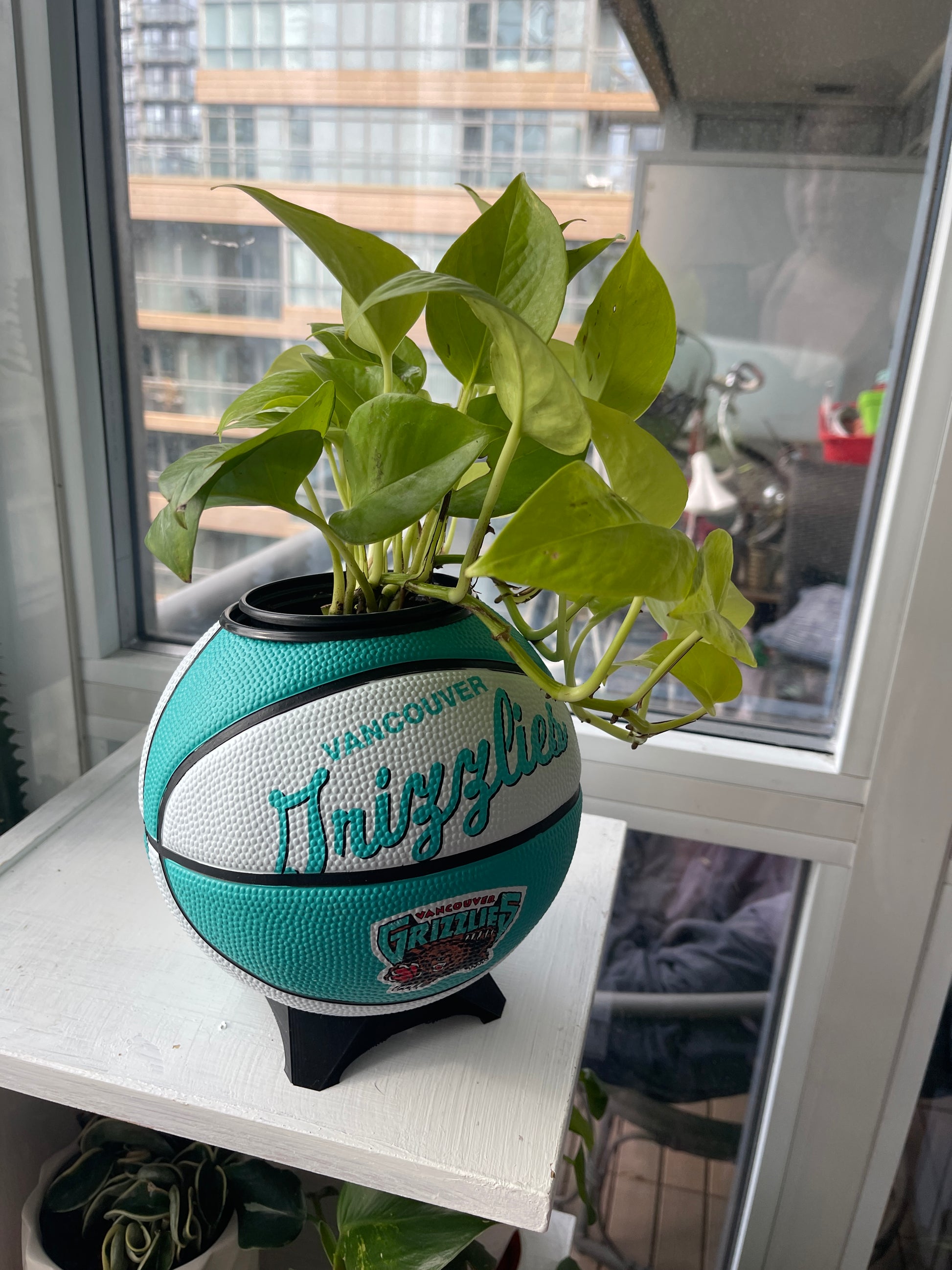 Mini Basketball Planter (Vancouver Grizzlies)