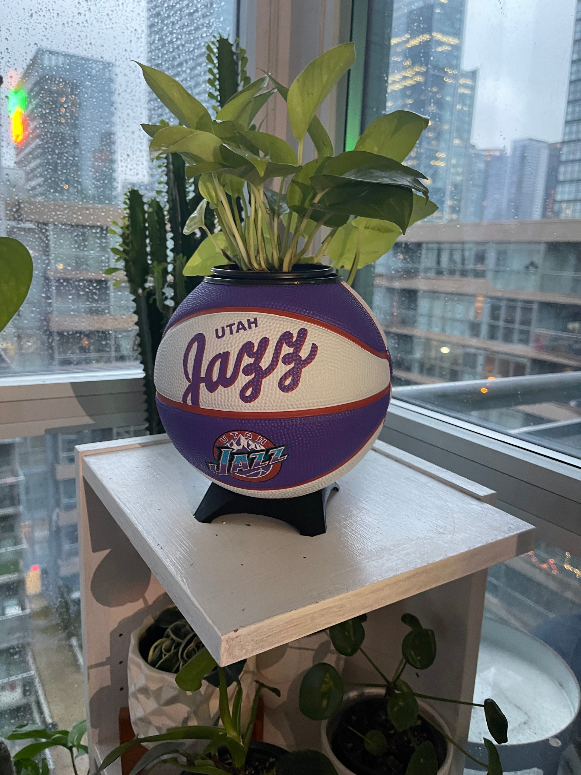 Mini Basketball Planter (Utah Jazz)