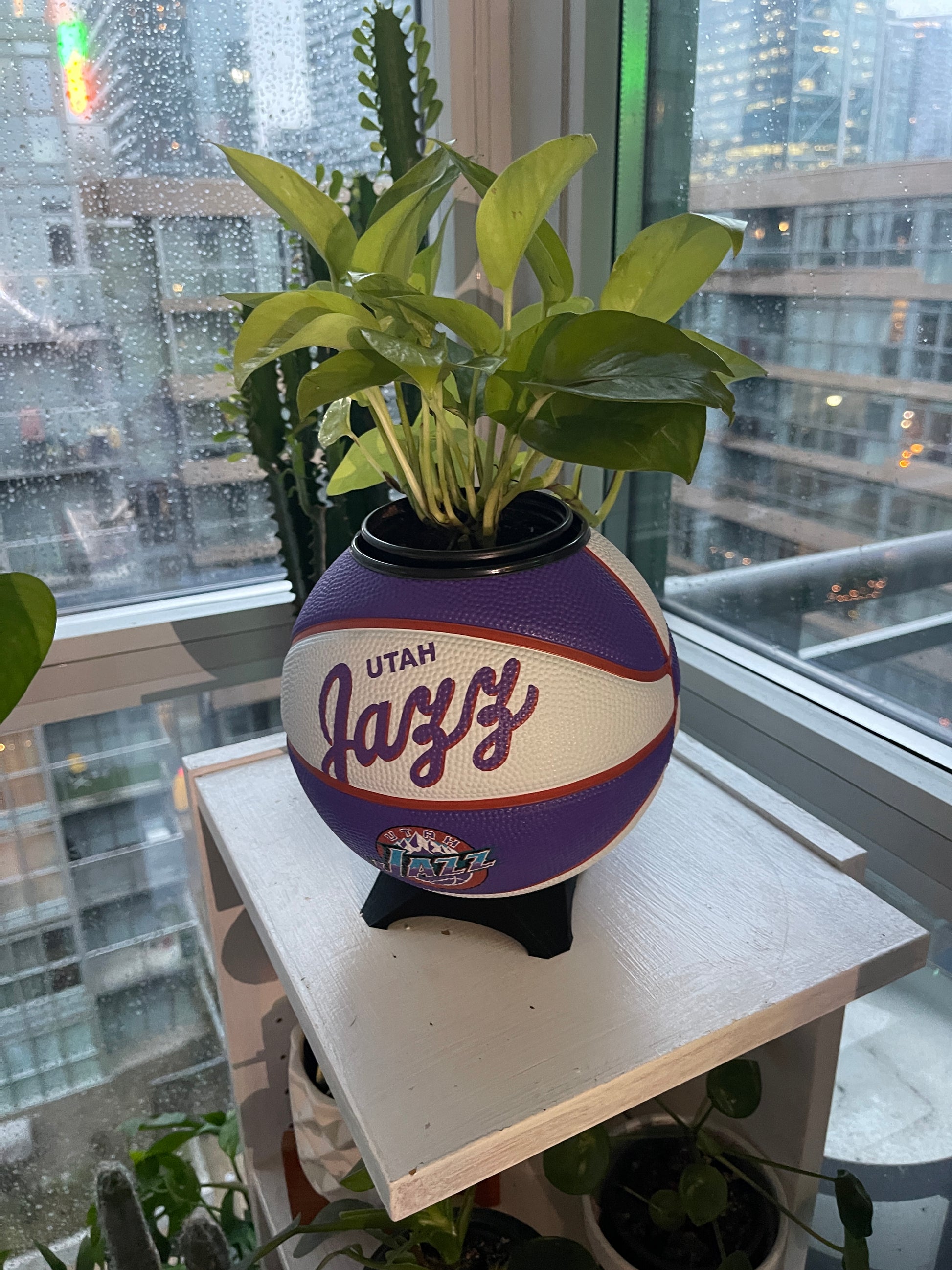 Mini Basketball Planter (Utah Jazz)