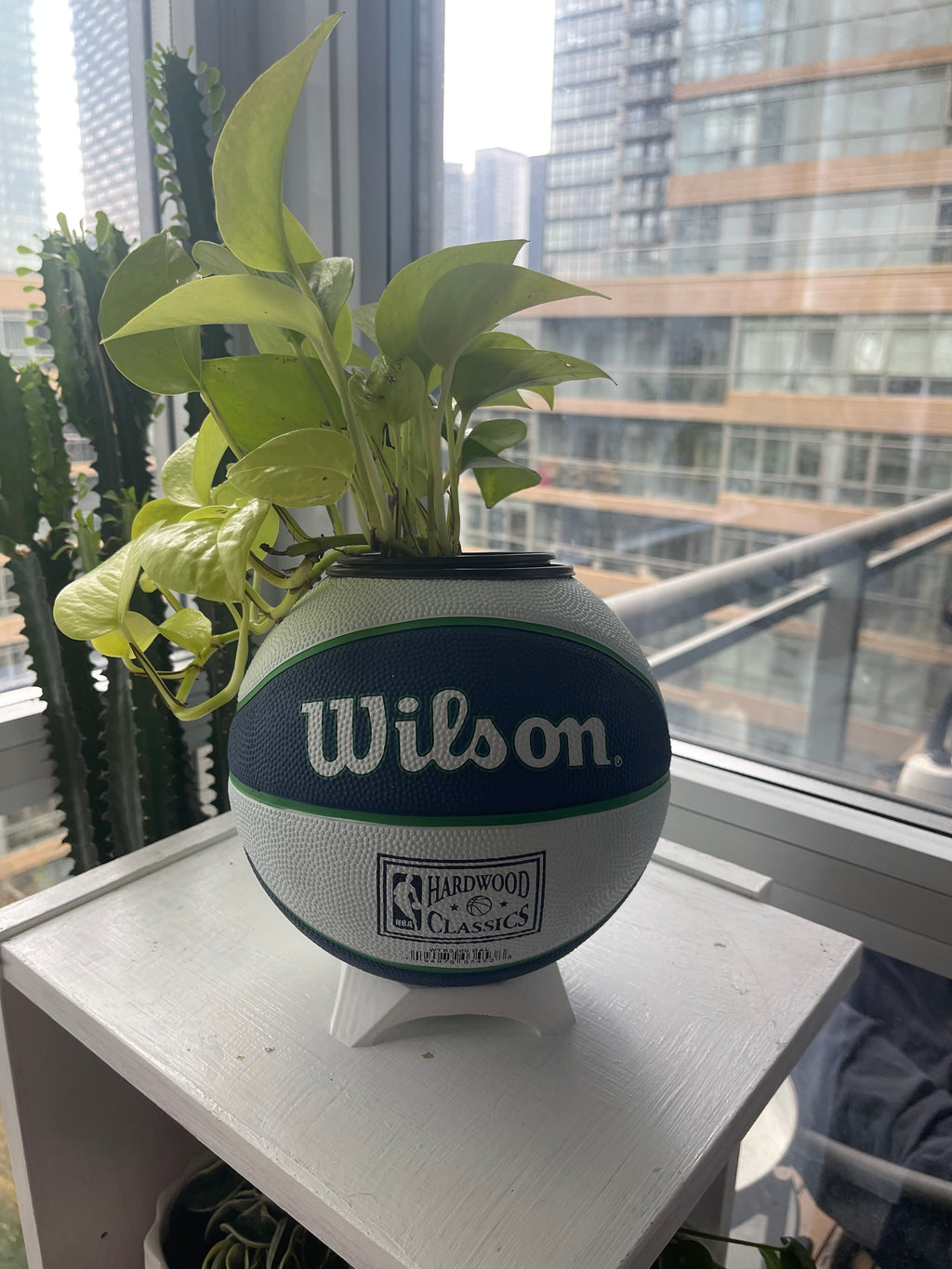 Mini Basketball Planter (Dallas Mavericks)