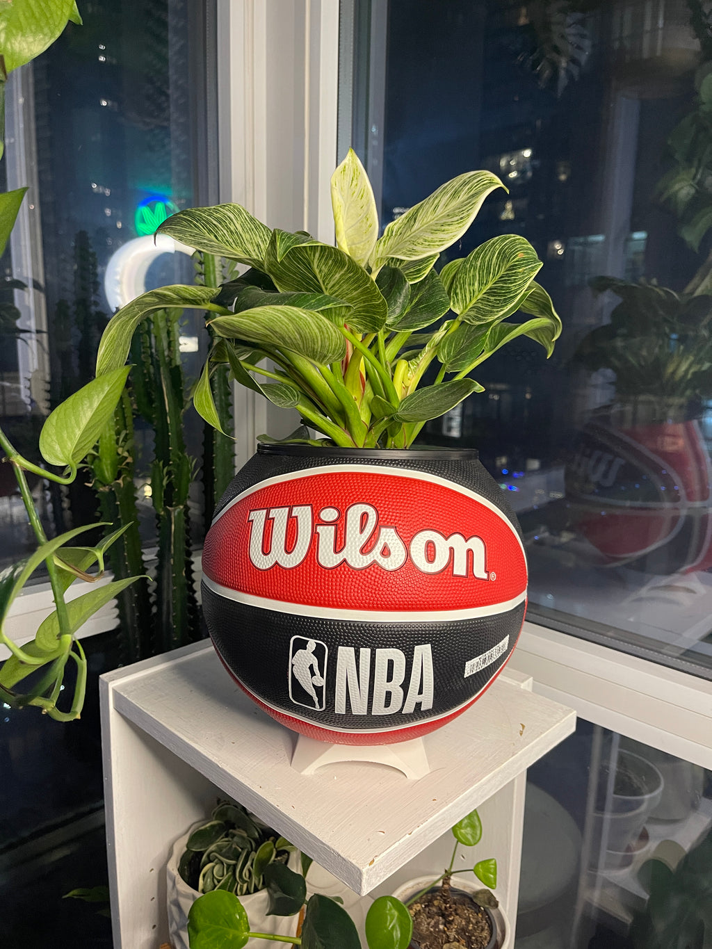 Large Basketball Planter (Chicago Bulls)