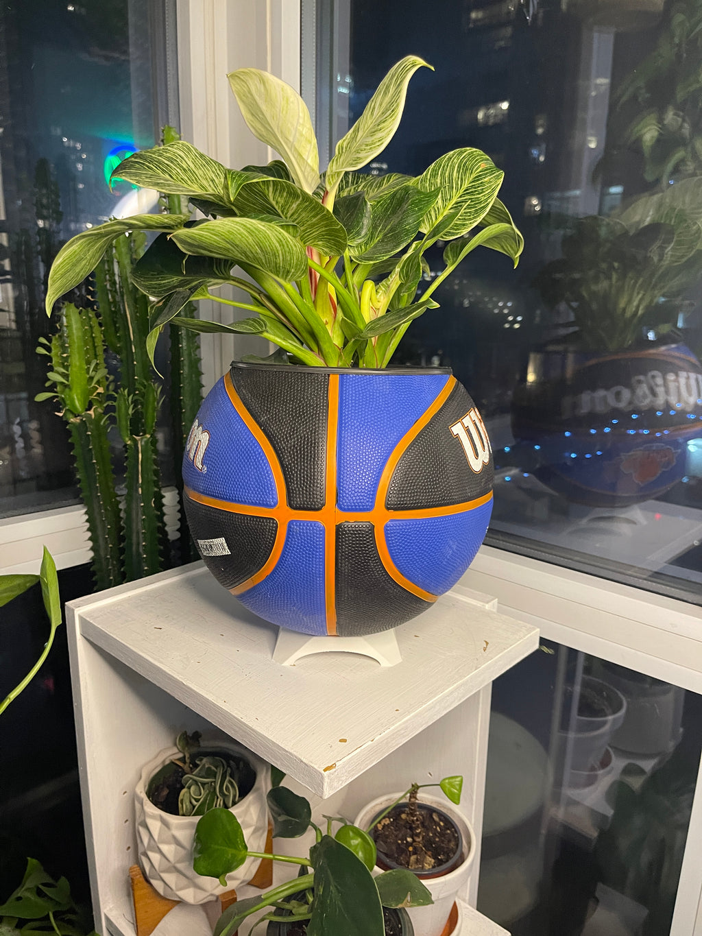 Large Basketball Planter (New York Knicks Original)