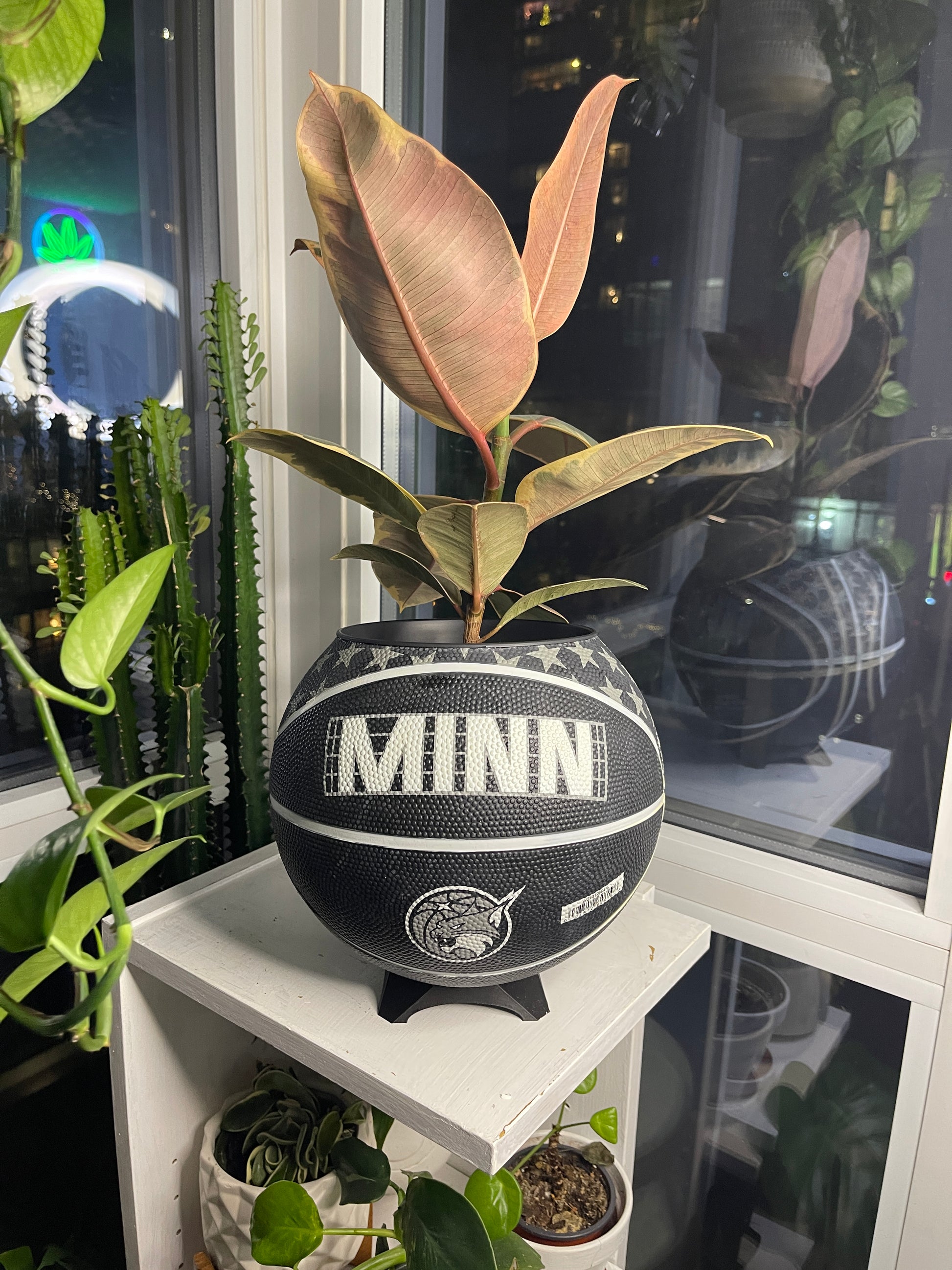 Large Basketball Planter (Minnesota Lynx WNBA)