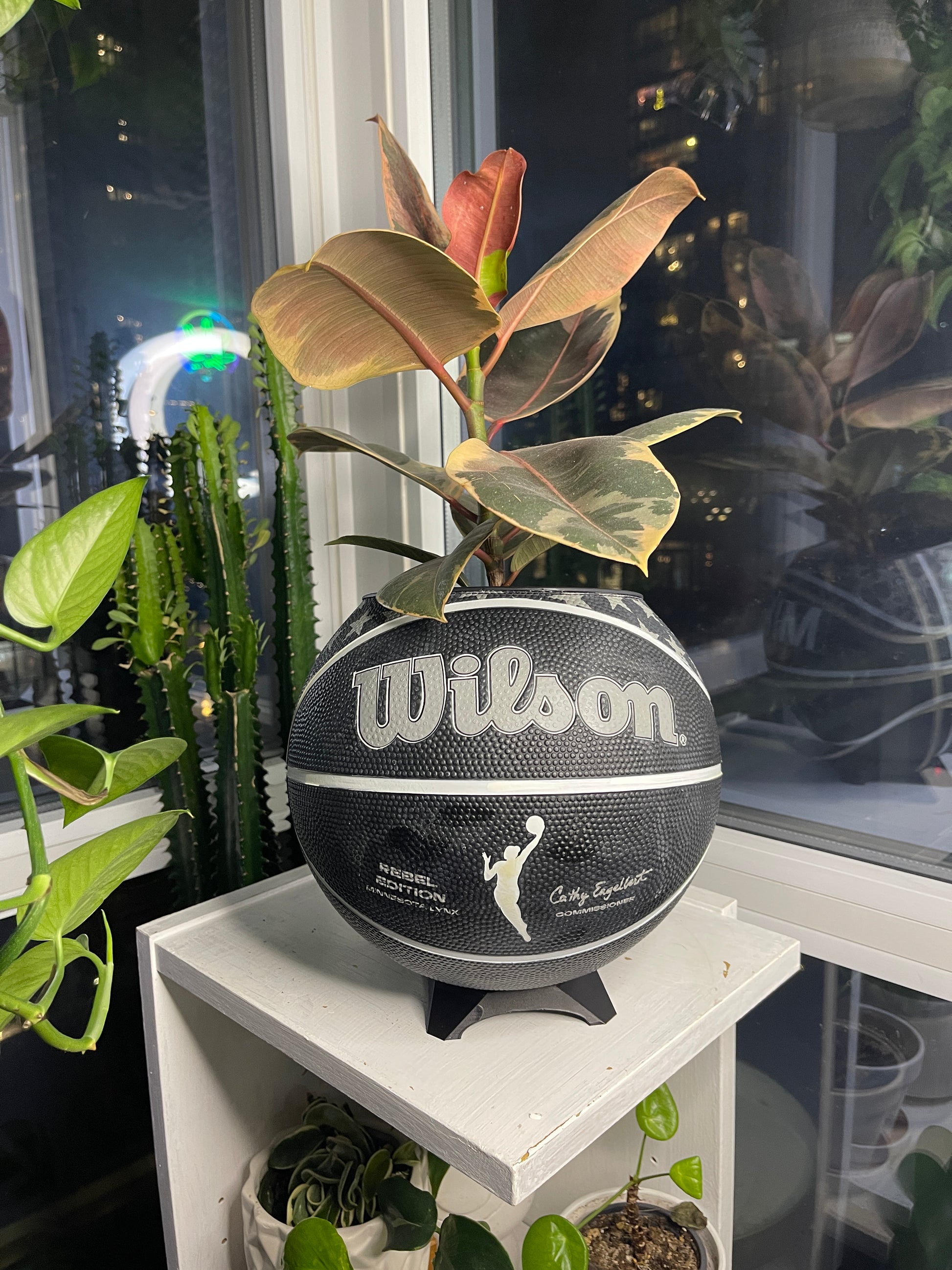 Large Basketball Planter (Minnesota Lynx WNBA)