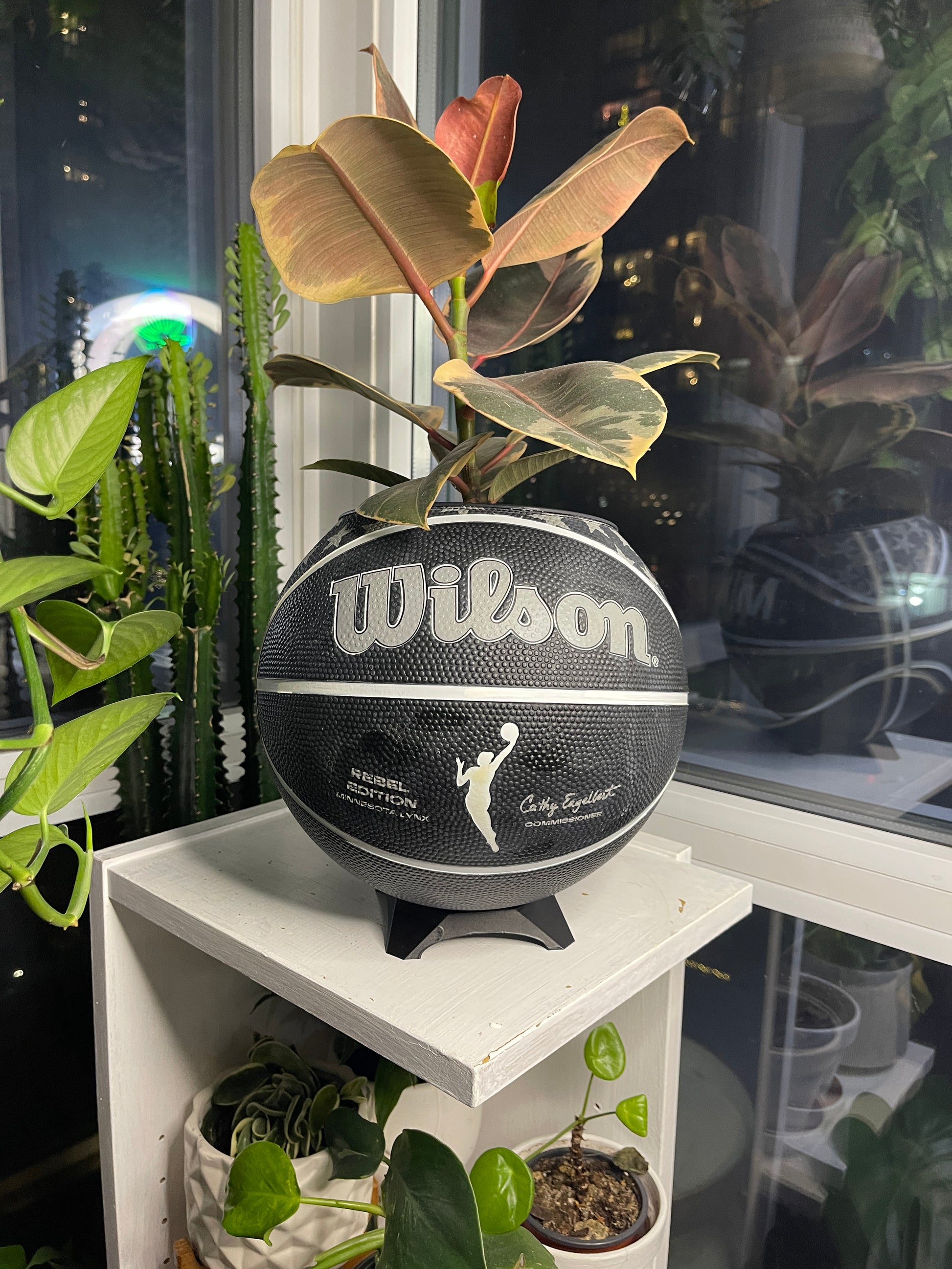 Large Basketball Planter (Minnesota Lynx WNBA)