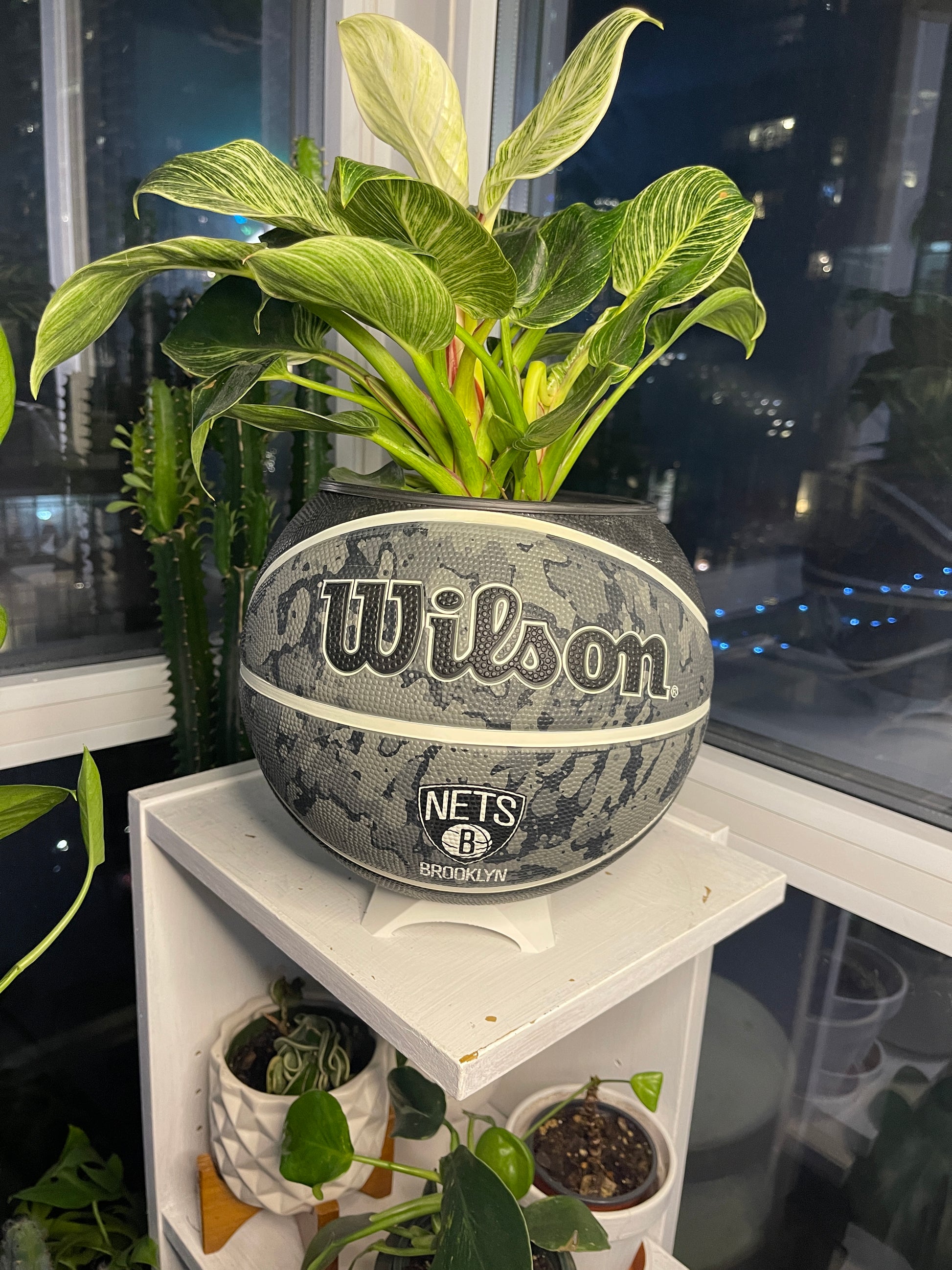 Large Basketball Planter (Brooklyn Nets - Tie Dye)