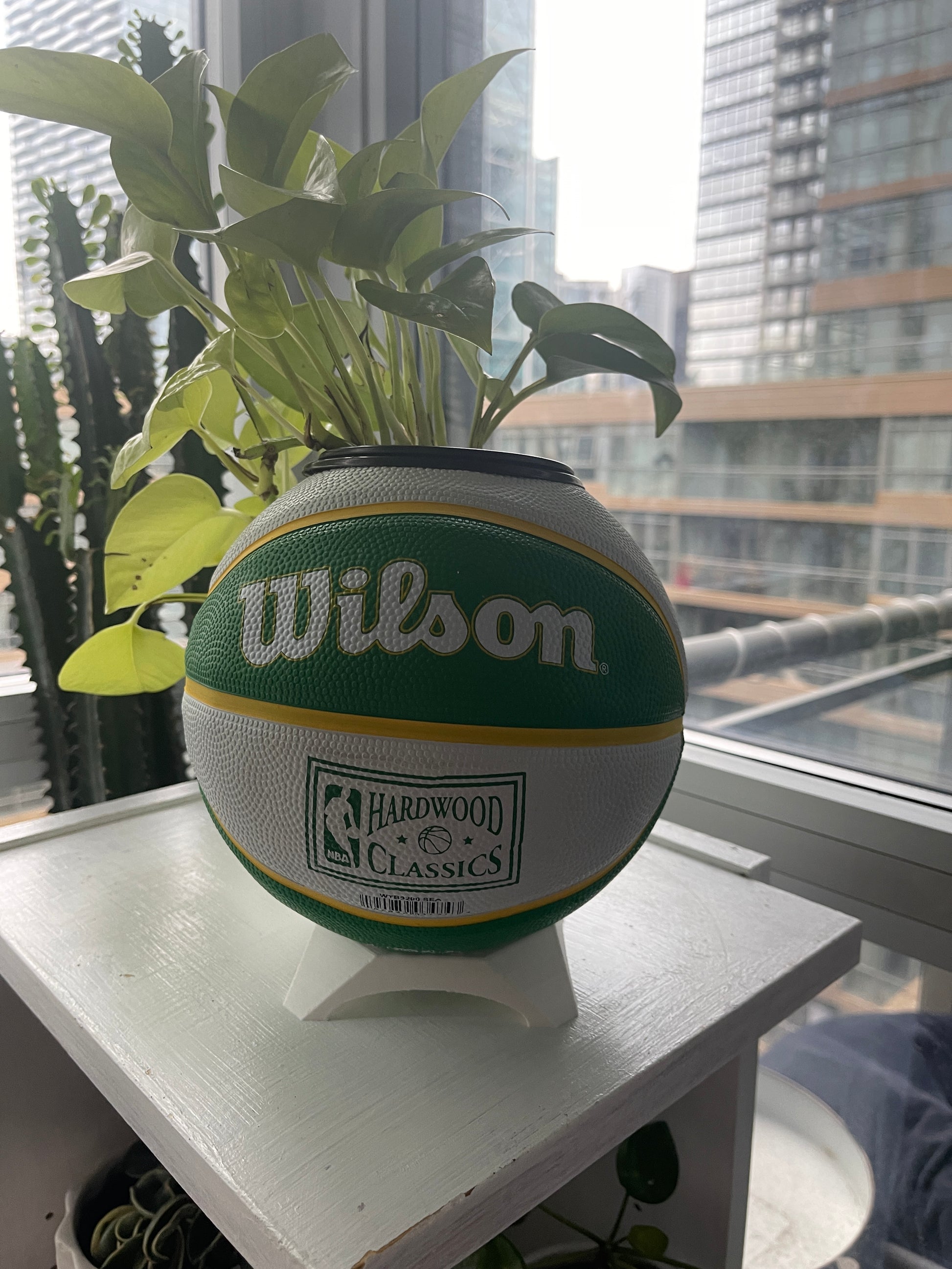 Mini Basketball Planter (Seattle Sonics)