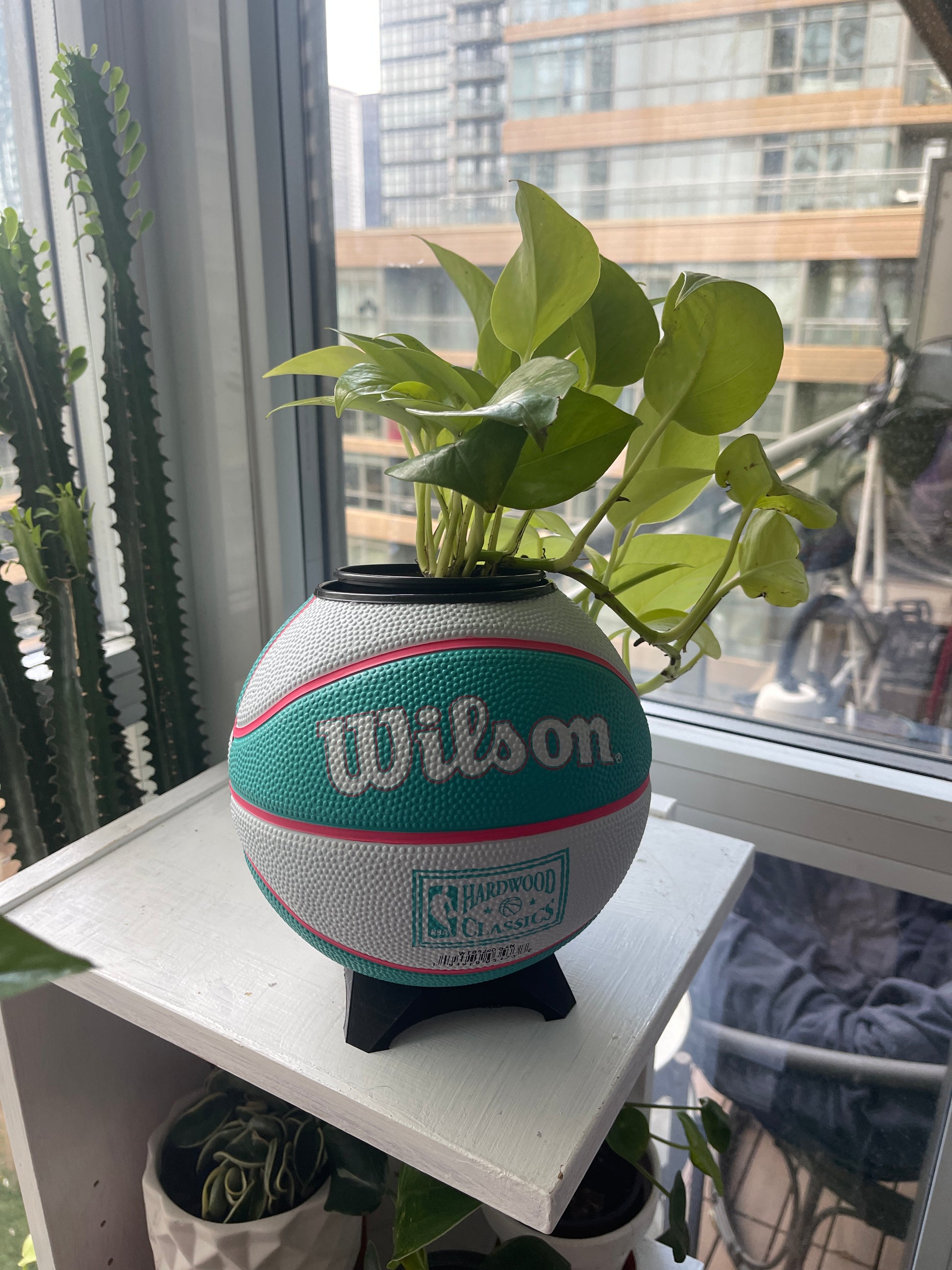 Mini Basketball Planter (San Antonio Spurs)