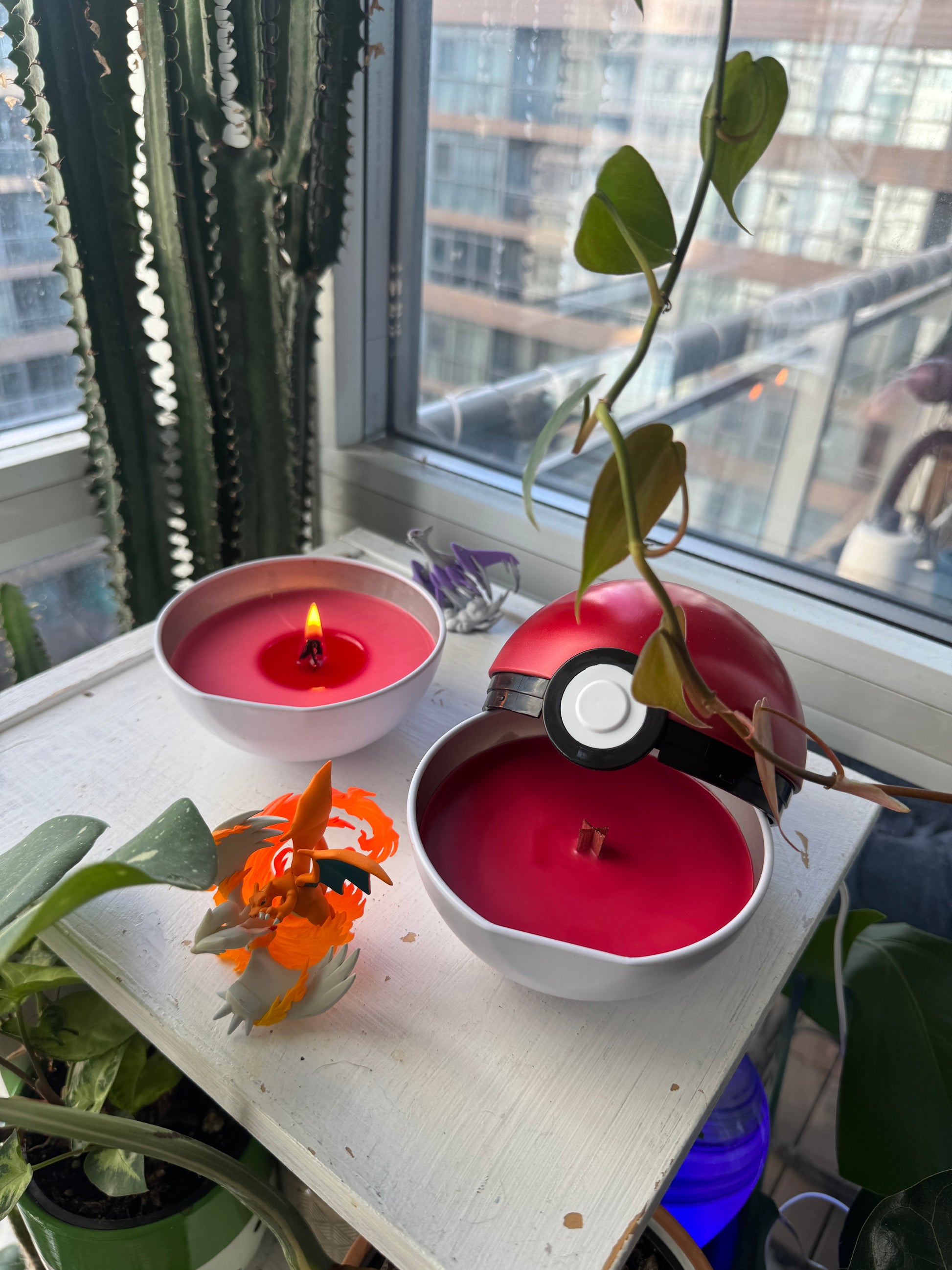 Poke Ball Candle (Pokemon)