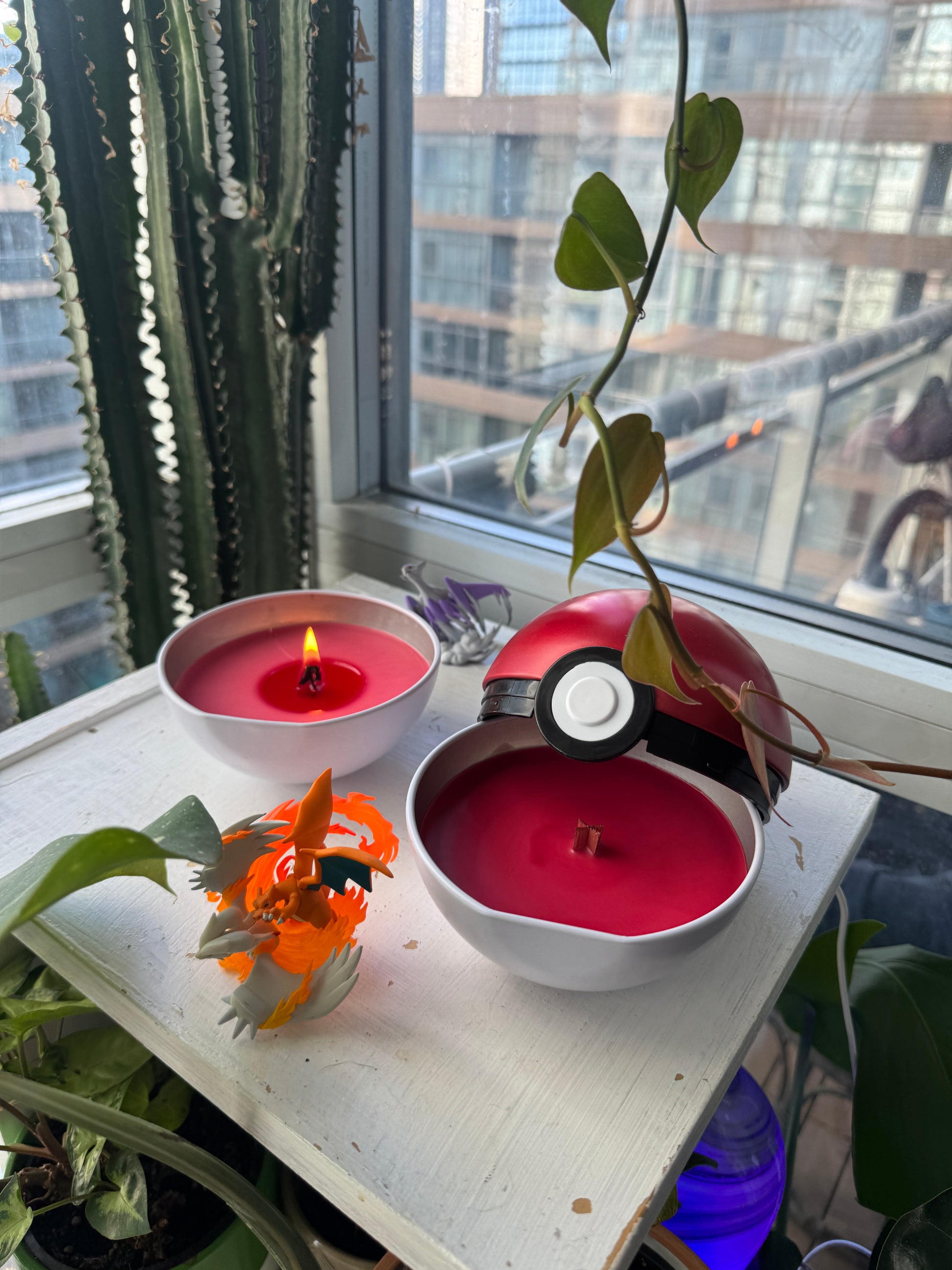 Poke Ball Candle (Pokemon)