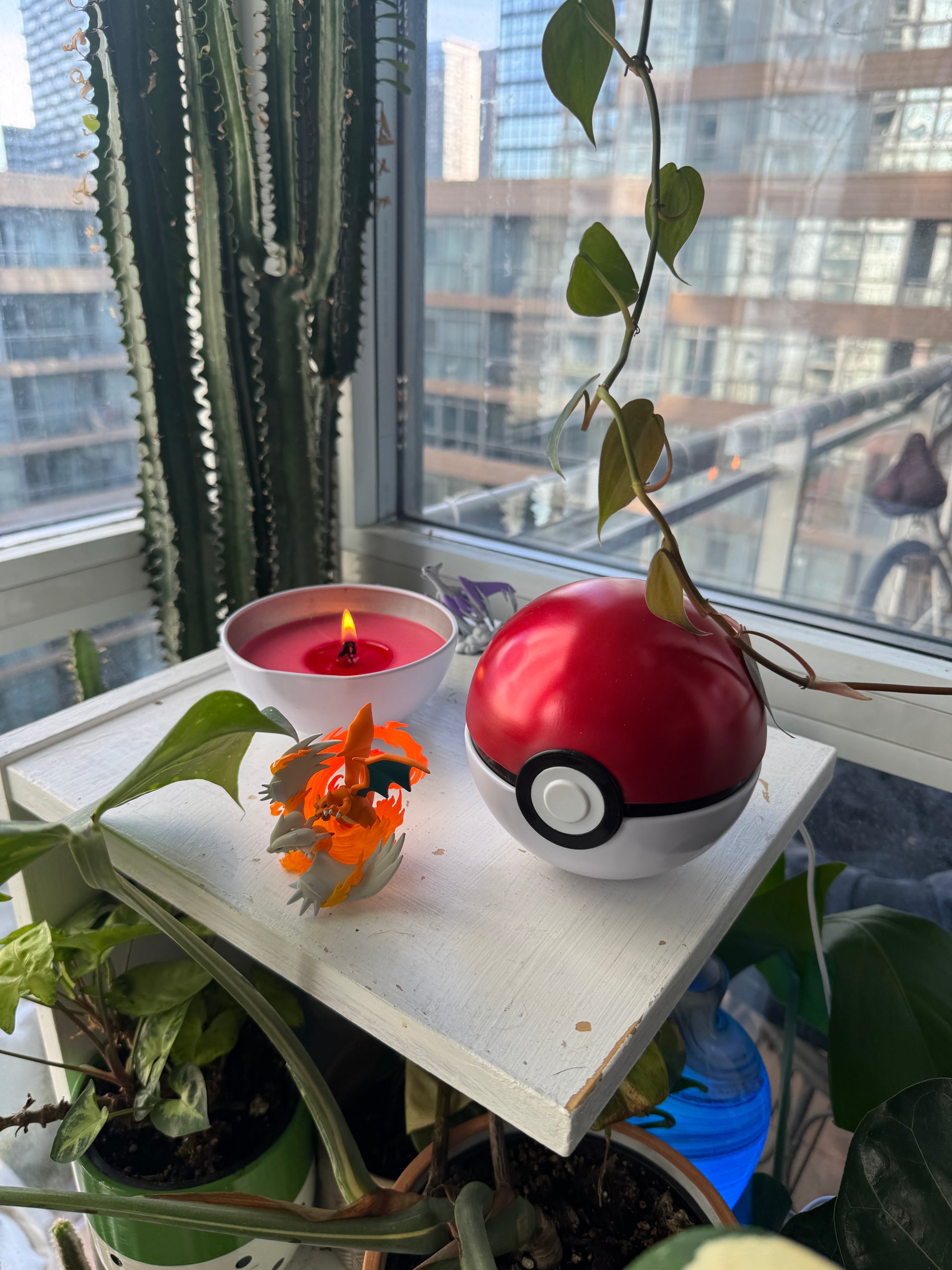 Poke Ball Candle (Pokemon)