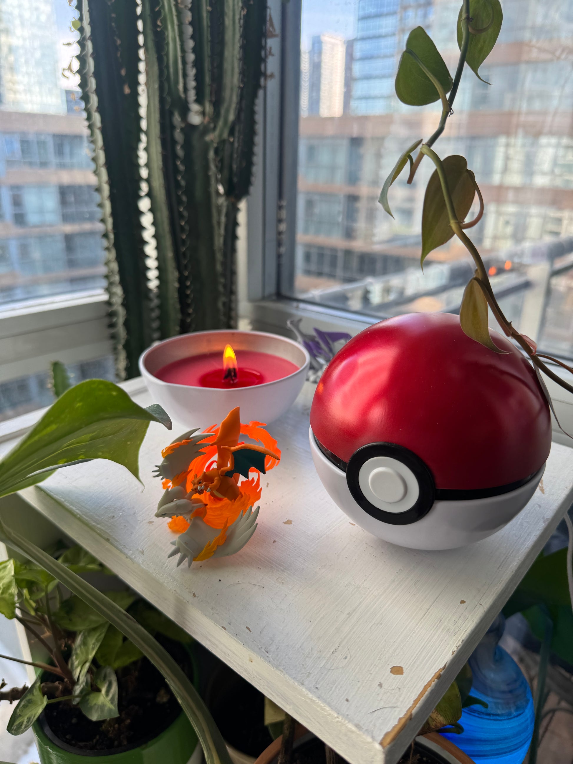 Poke Ball Candle (Pokemon)