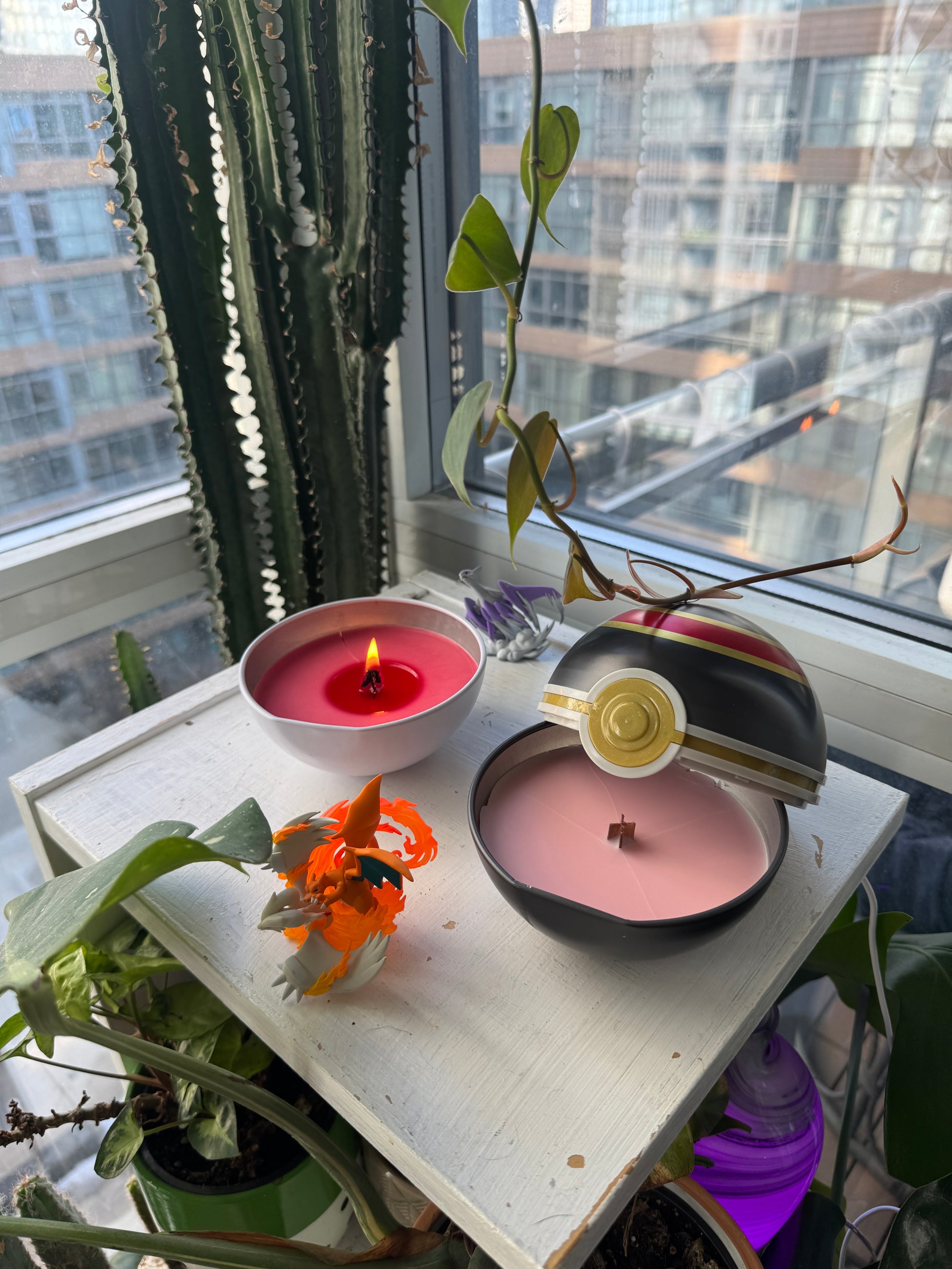 Luxury Ball Candle (Pokemon)