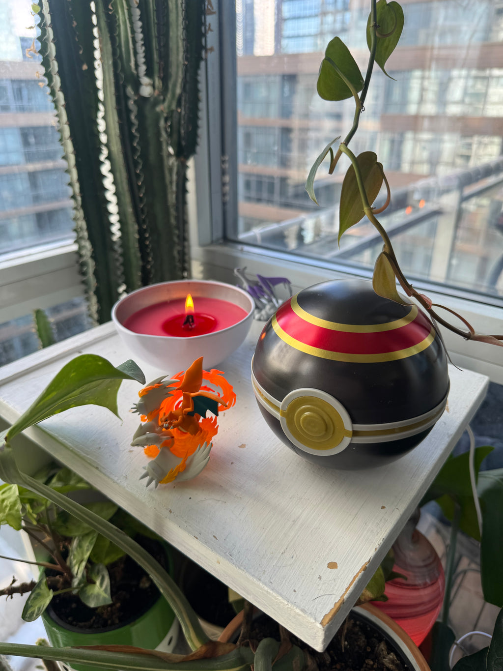 Luxury Ball Candle (Pokemon)