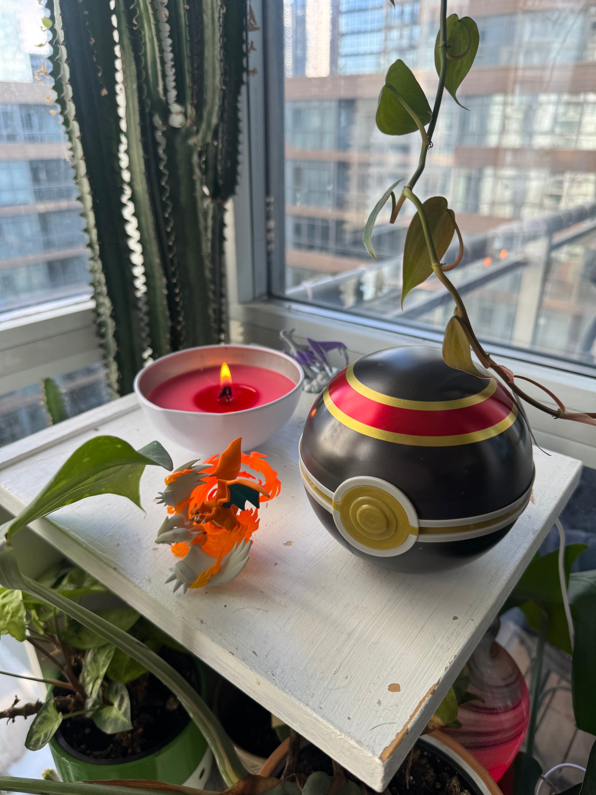 Luxury Ball Candle (Pokemon)