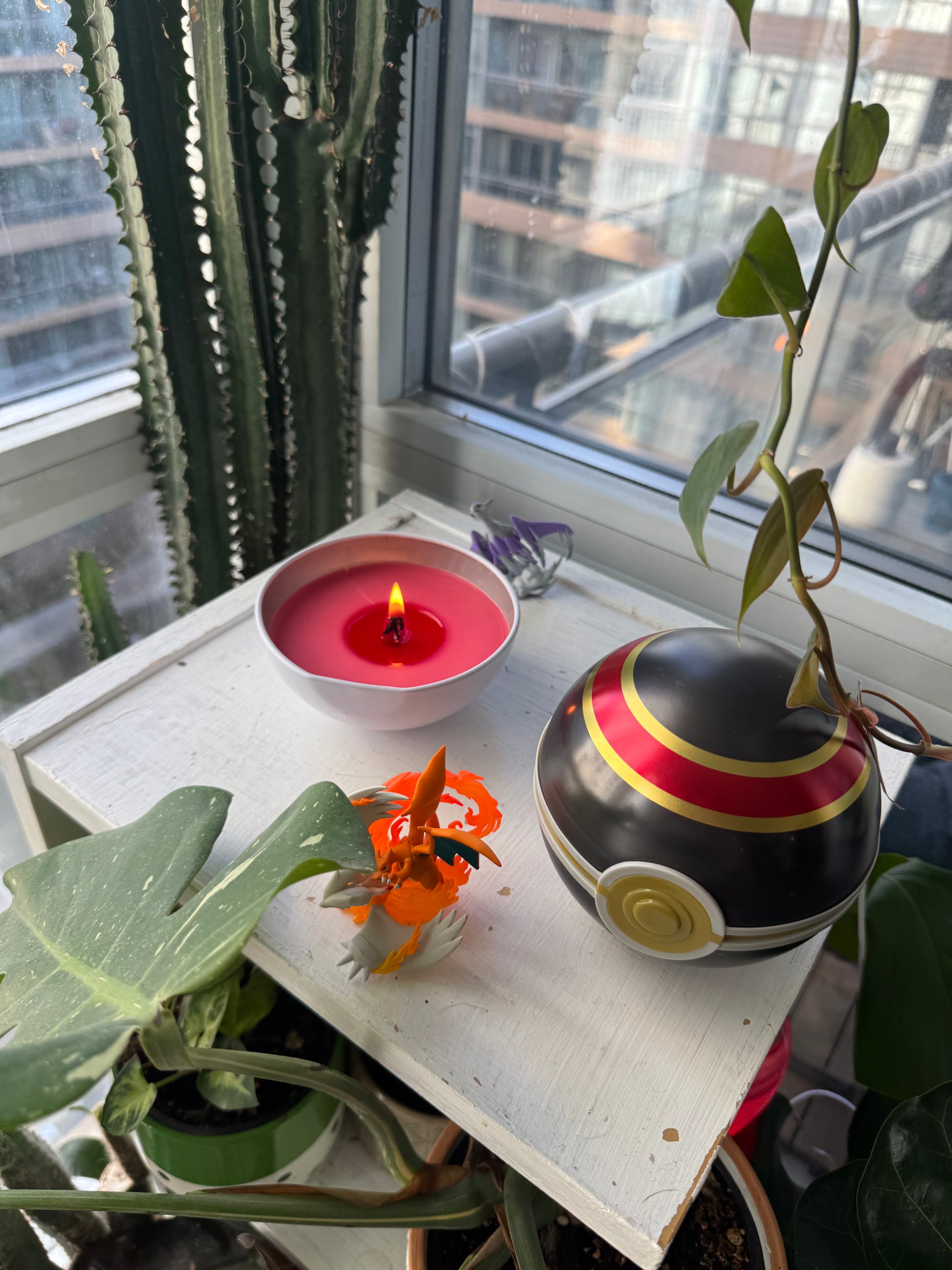 Luxury Ball Candle (Pokemon)