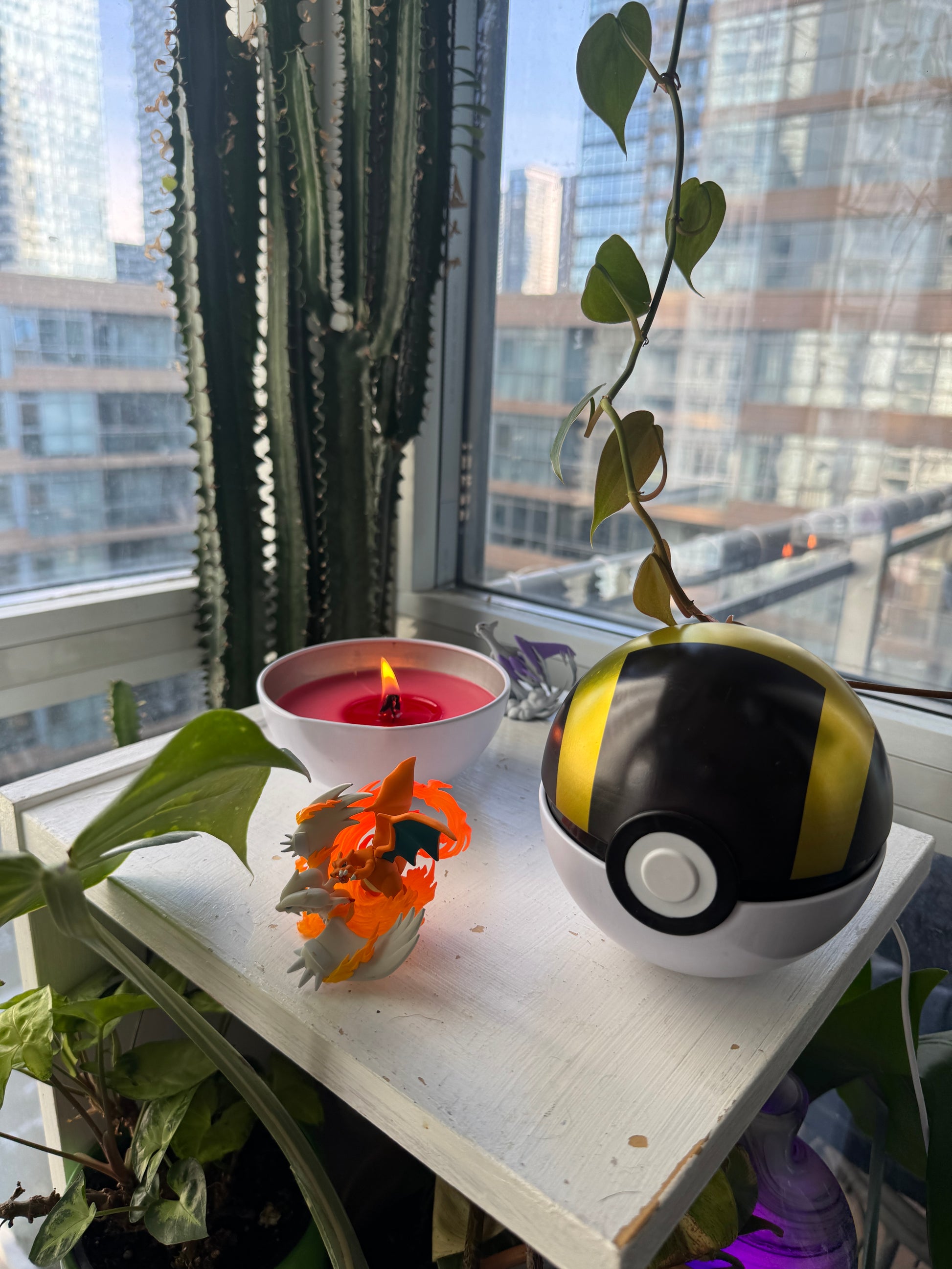 Ultra Ball Candle (Pokemon)