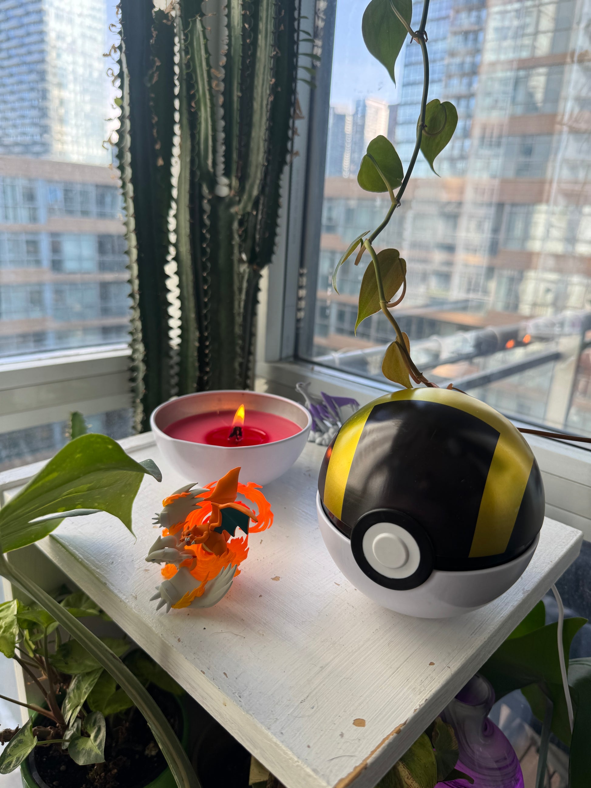 Ultra Ball Candle (Pokemon)