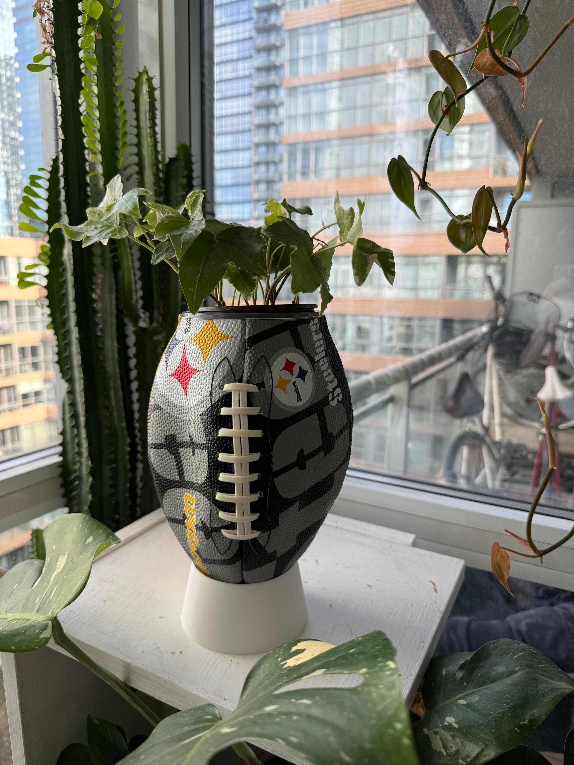 Large Football Planter (Pittsburg Steelers)