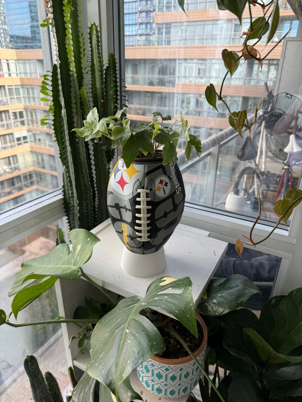 Large Football Planter (Pittsburg Steelers)