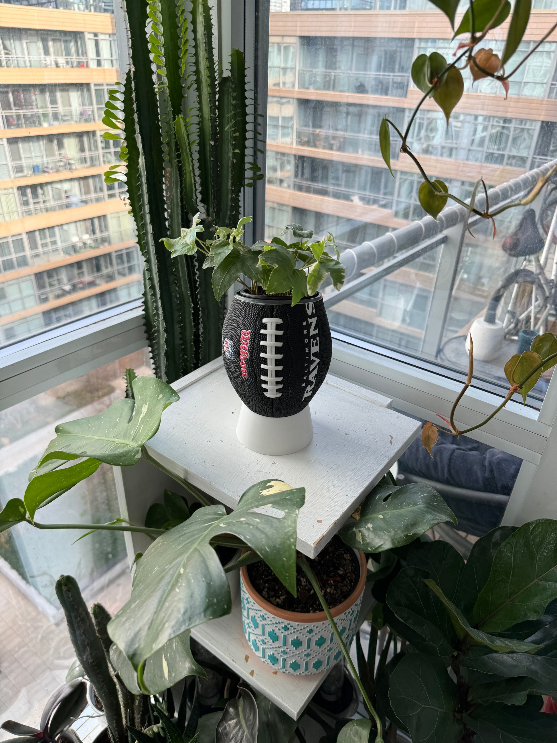 Mini Football Planter (Baltimore Ravens)