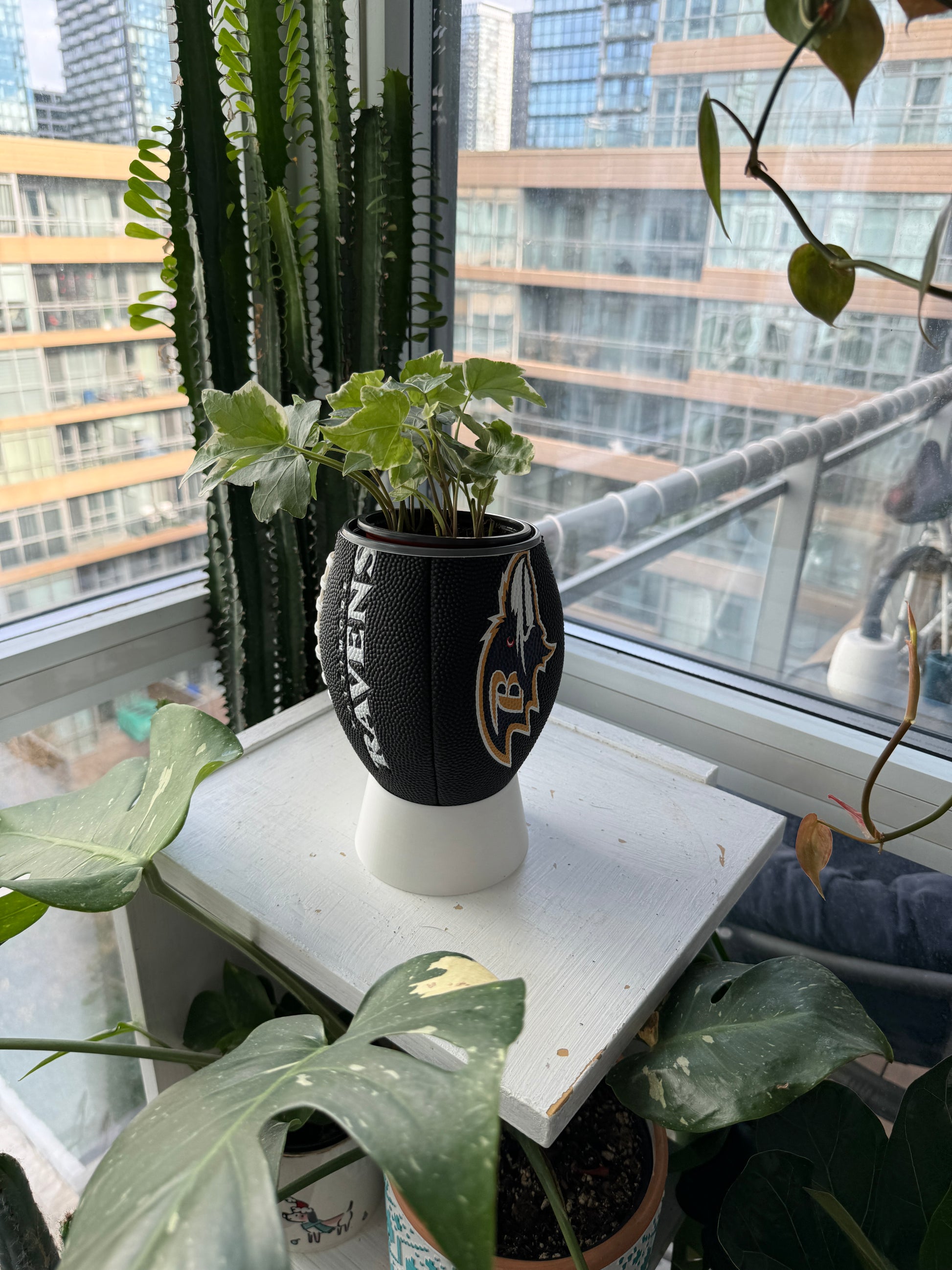 Mini Football Planter (Baltimore Ravens)