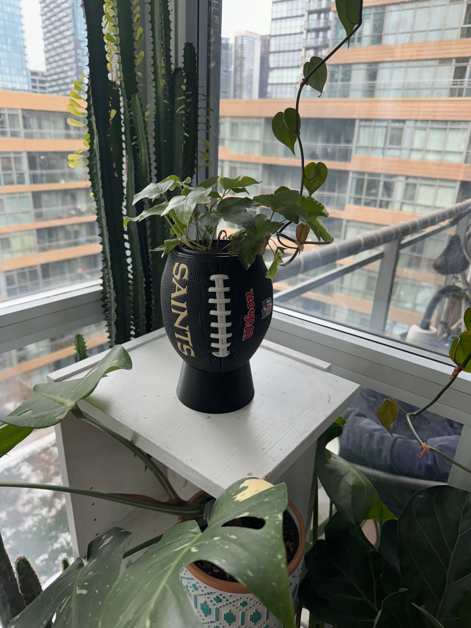Mini Football Planter (New Orleans Saints)