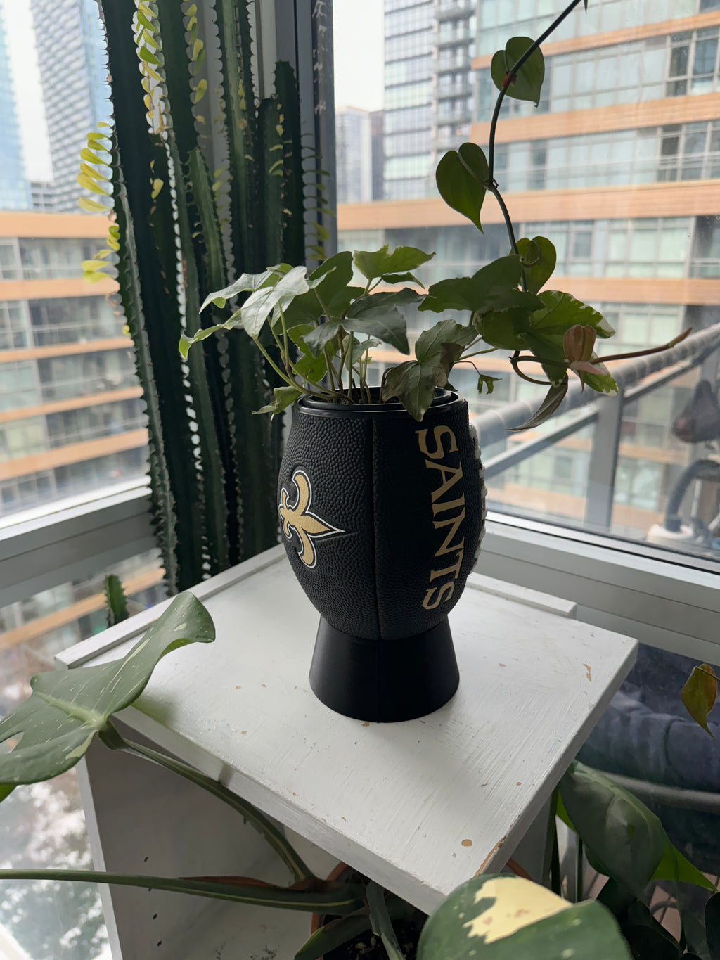 Mini Football Planter (New Orleans Saints)